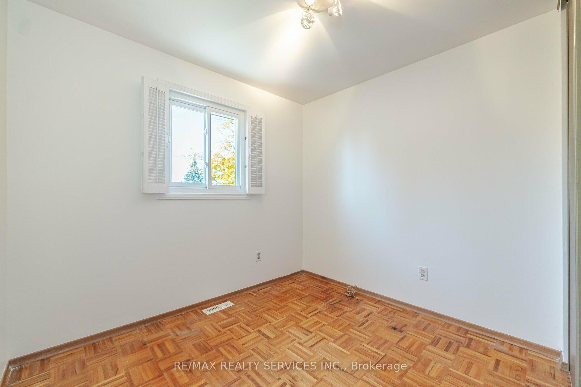 Photo 10 of 24 Grassington Court, Brampton, Northgate — HOMEH