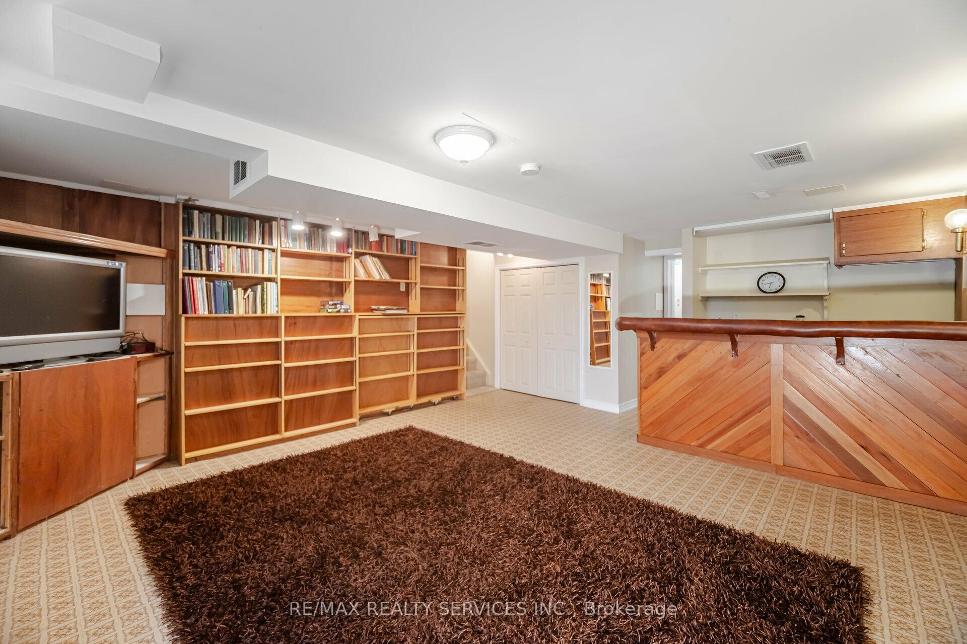 Photo 18 of 24 Grassington Court, Brampton, Northgate — HOMEH
