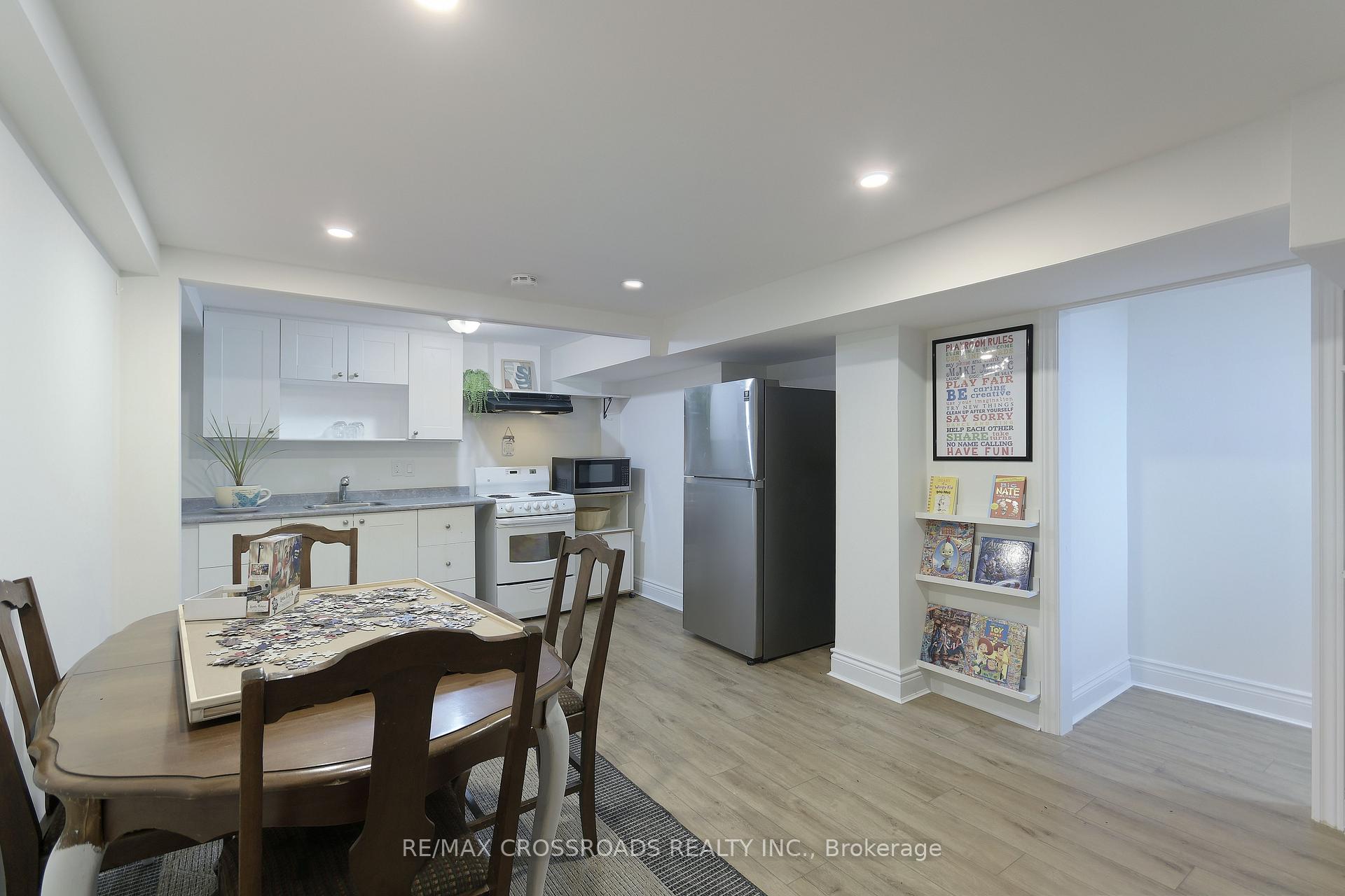 Photo 17 of 3677 St Clair Avenue, Scarborough, Cliffcrest — HOMEH