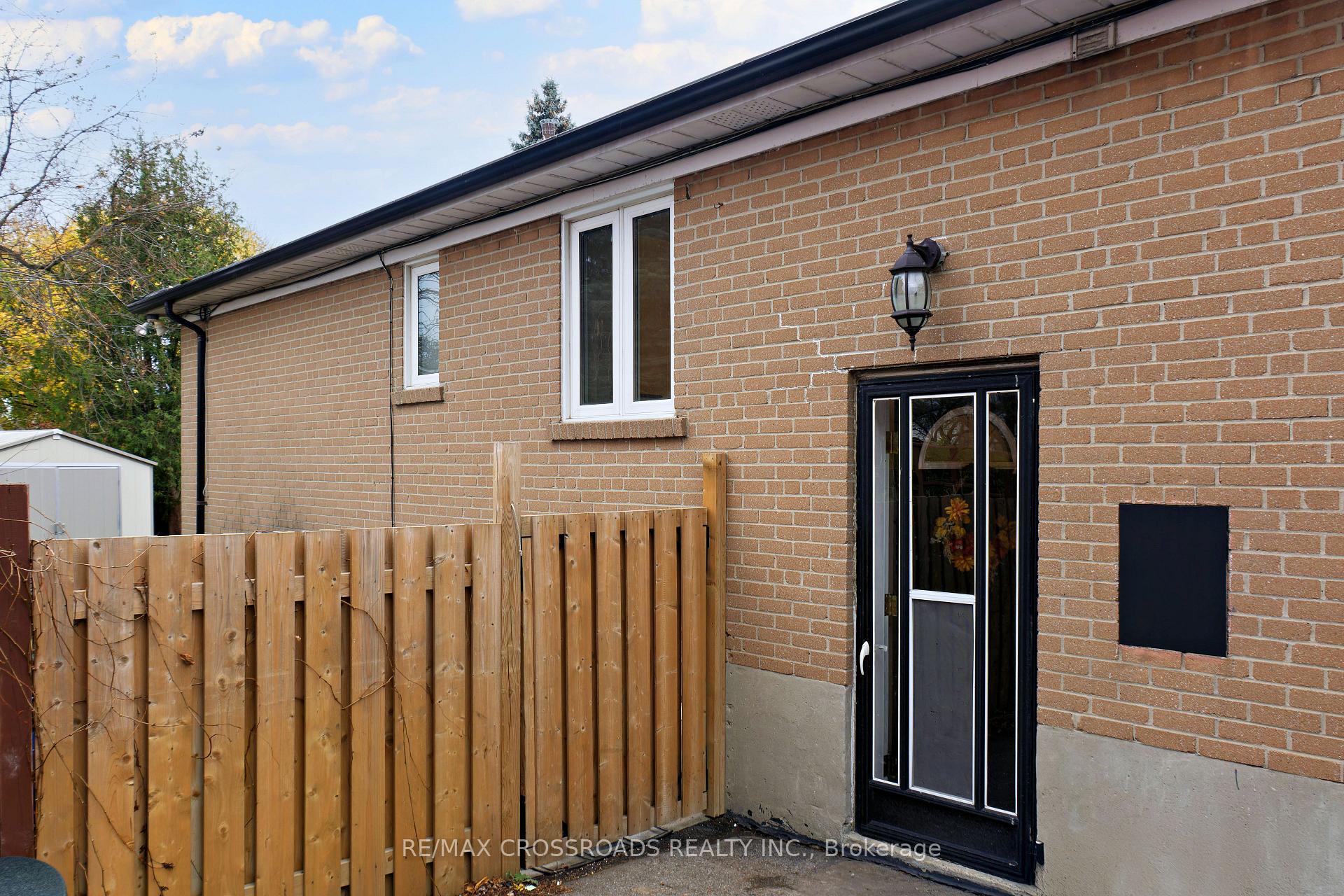 Photo 20 of 3677 St Clair Avenue, Scarborough, Cliffcrest — HOMEH