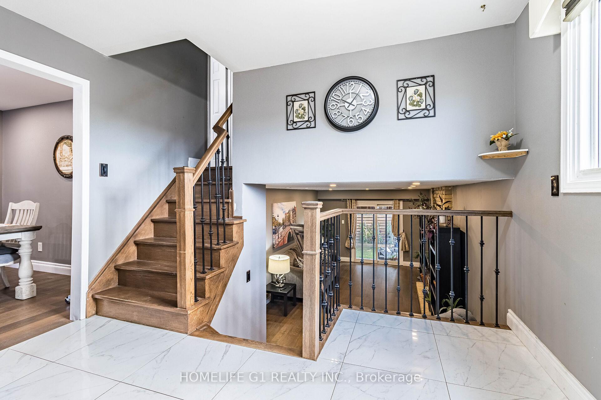 Photo 9 of 86 Primrose Crescent, Brampton, Heart Lake — HOMEH