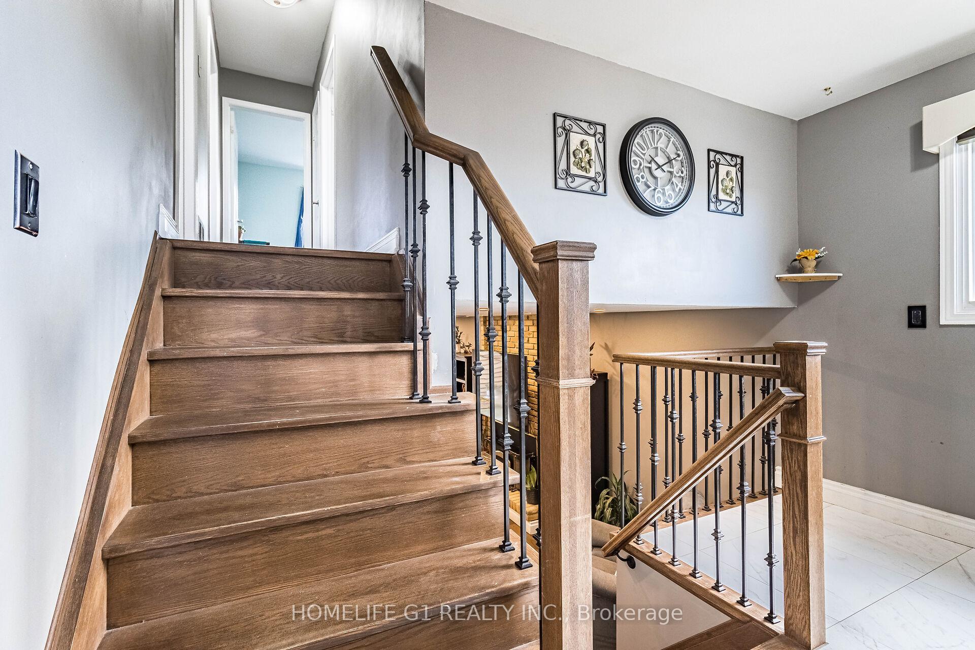 Photo 13 of 86 Primrose Crescent, Brampton, Heart Lake — HOMEH