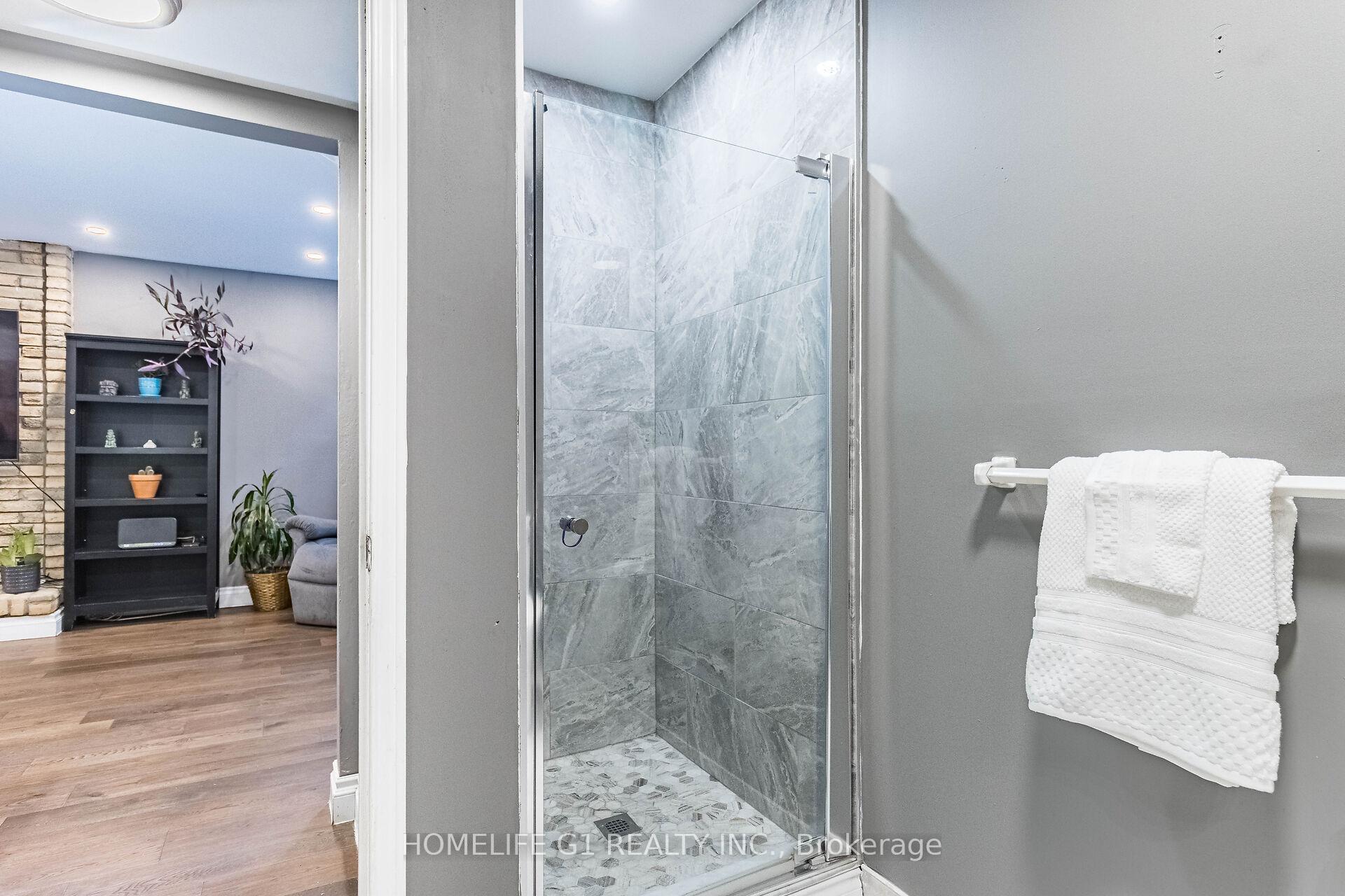 Photo 26 of 86 Primrose Crescent, Brampton, Heart Lake — HOMEH