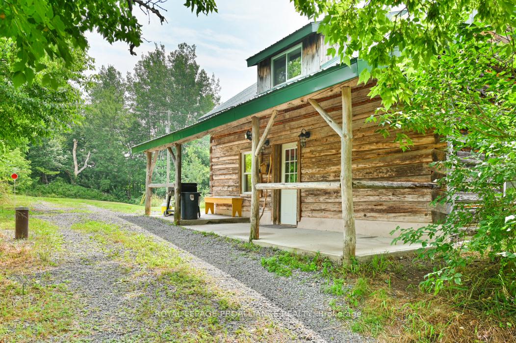 Photo 4 of 2506 McLean Road, Central Frontenac, Frontenac Centre — HOMEH