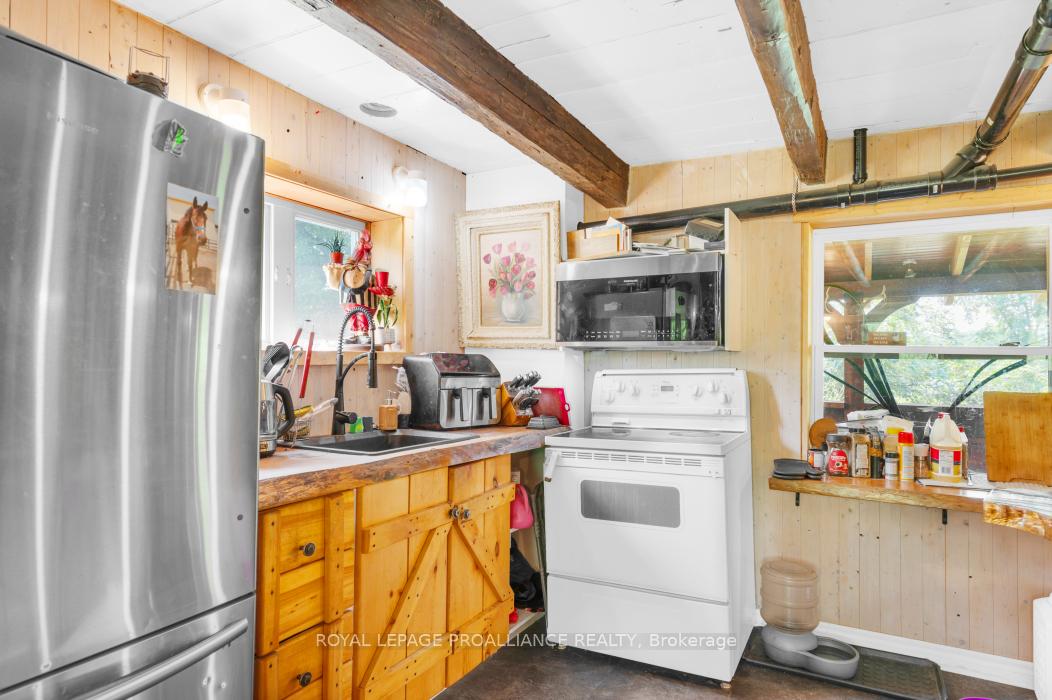 Photo 5 of 2506 McLean Road, Central Frontenac, Frontenac Centre — HOMEH