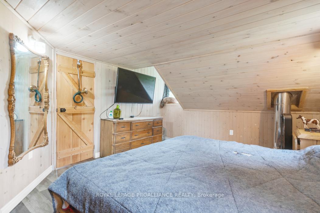 Photo 11 of 2506 McLean Road, Central Frontenac, Frontenac Centre — HOMEH