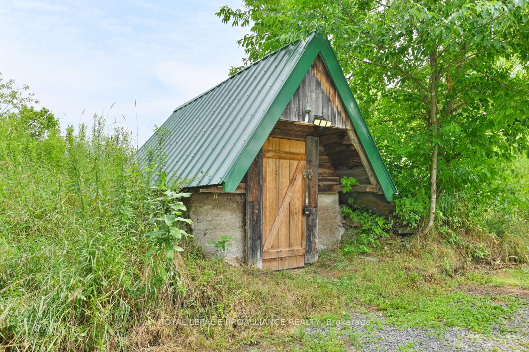Photo 24 of 2506 McLean Road, Central Frontenac, Frontenac Centre — HOMEH