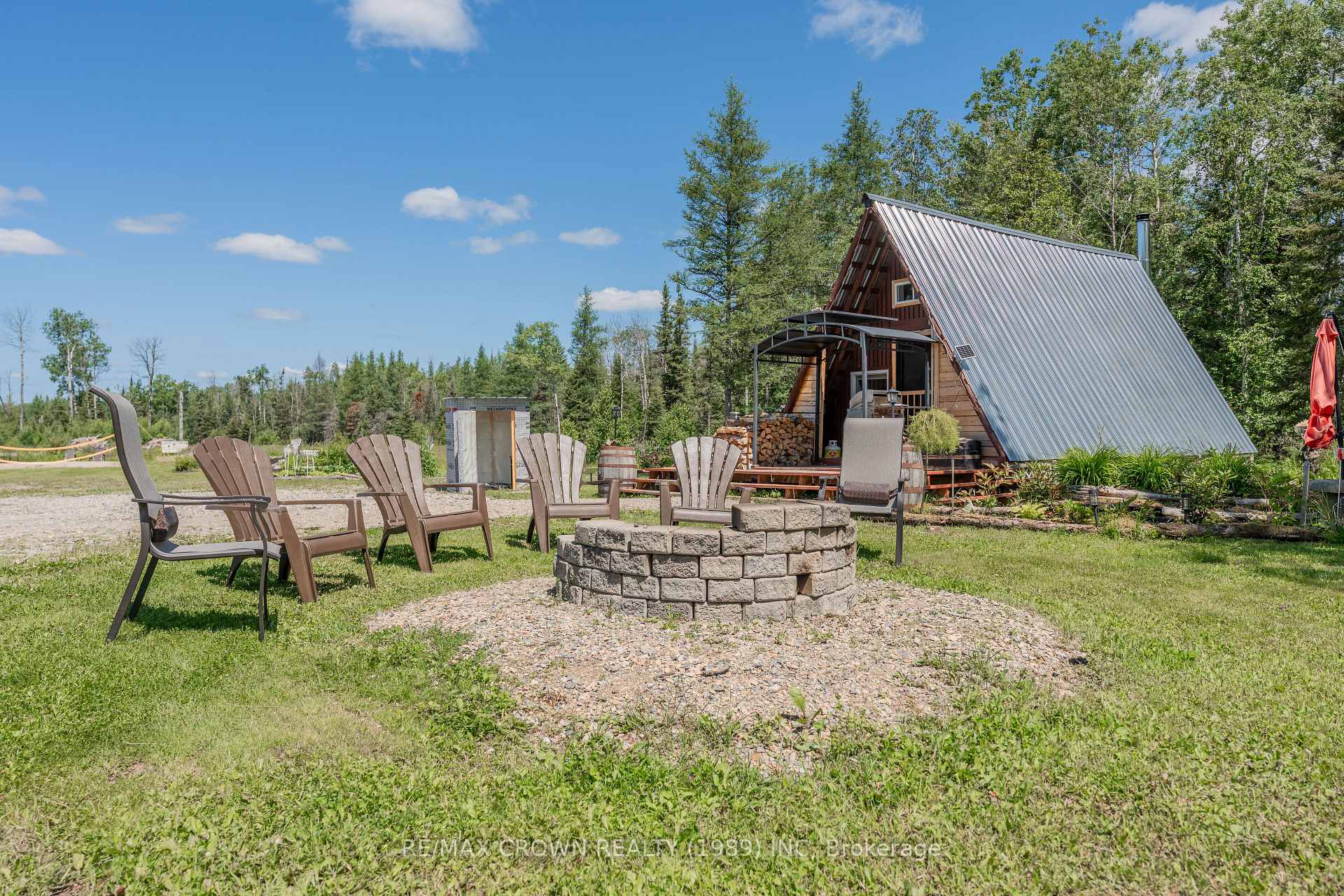 Photo 4 of Unit Harty, 22 Parent Road, Kapuskasing — HOMEH