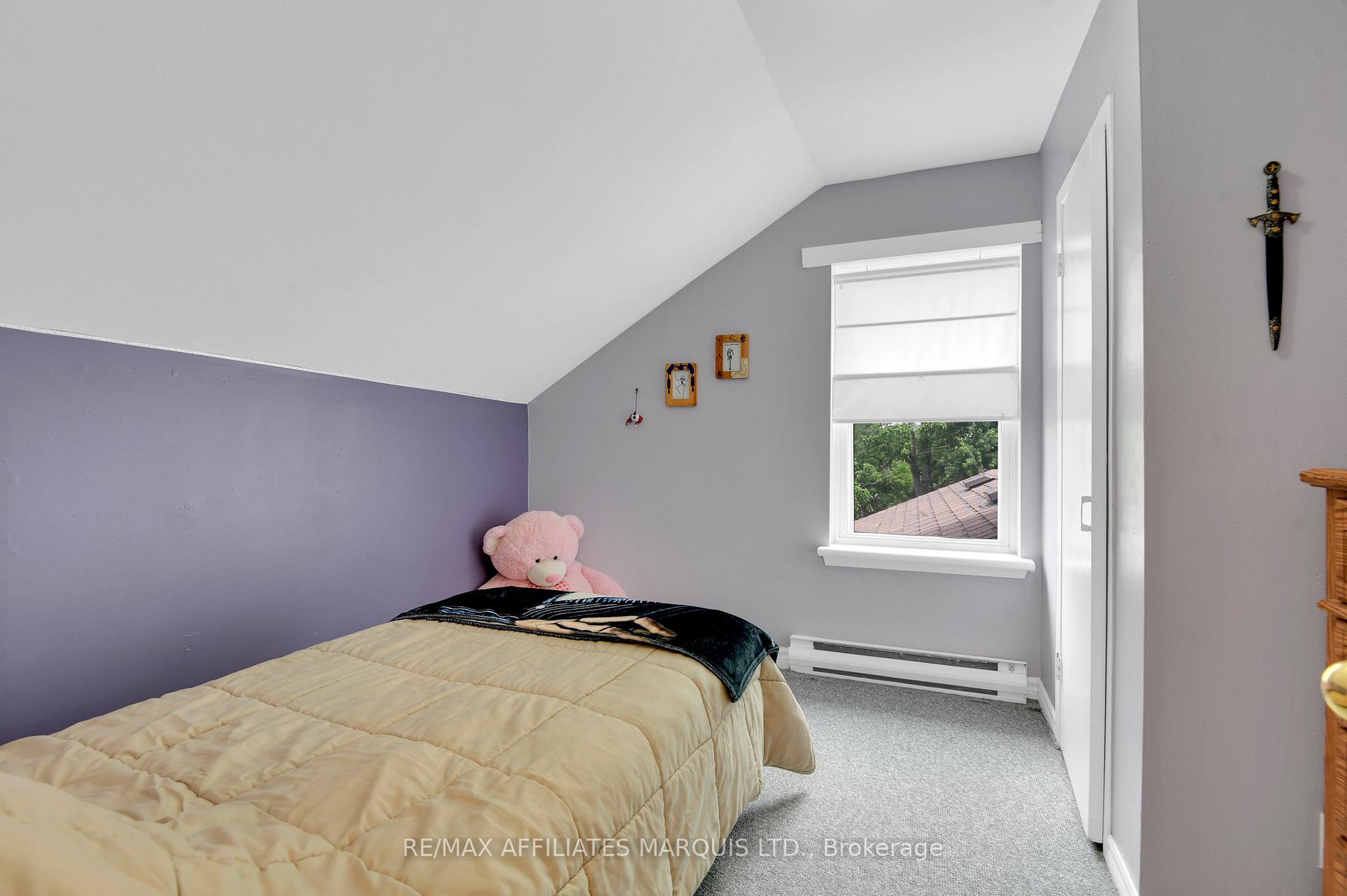 Photo 18 of 337 Sixth Street E, Cornwall — HOMEH