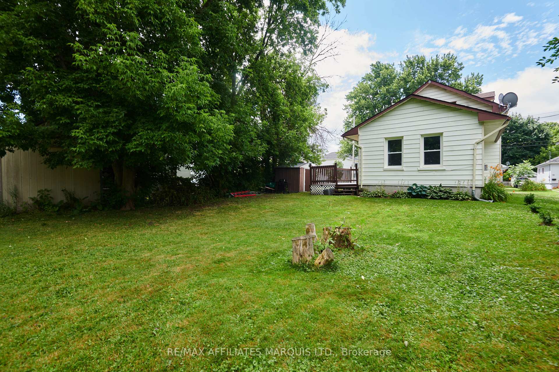 Photo 21 of 337 Sixth Street E, Cornwall — HOMEH