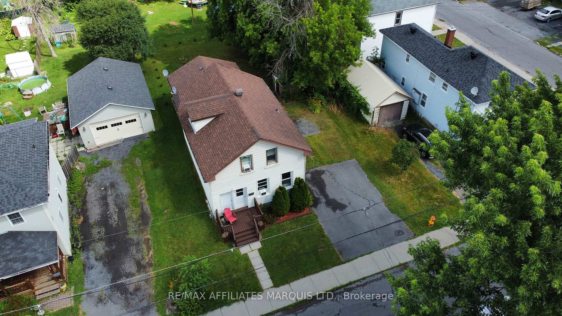 Photo 20 of 337 Sixth Street E, Cornwall — HOMEH