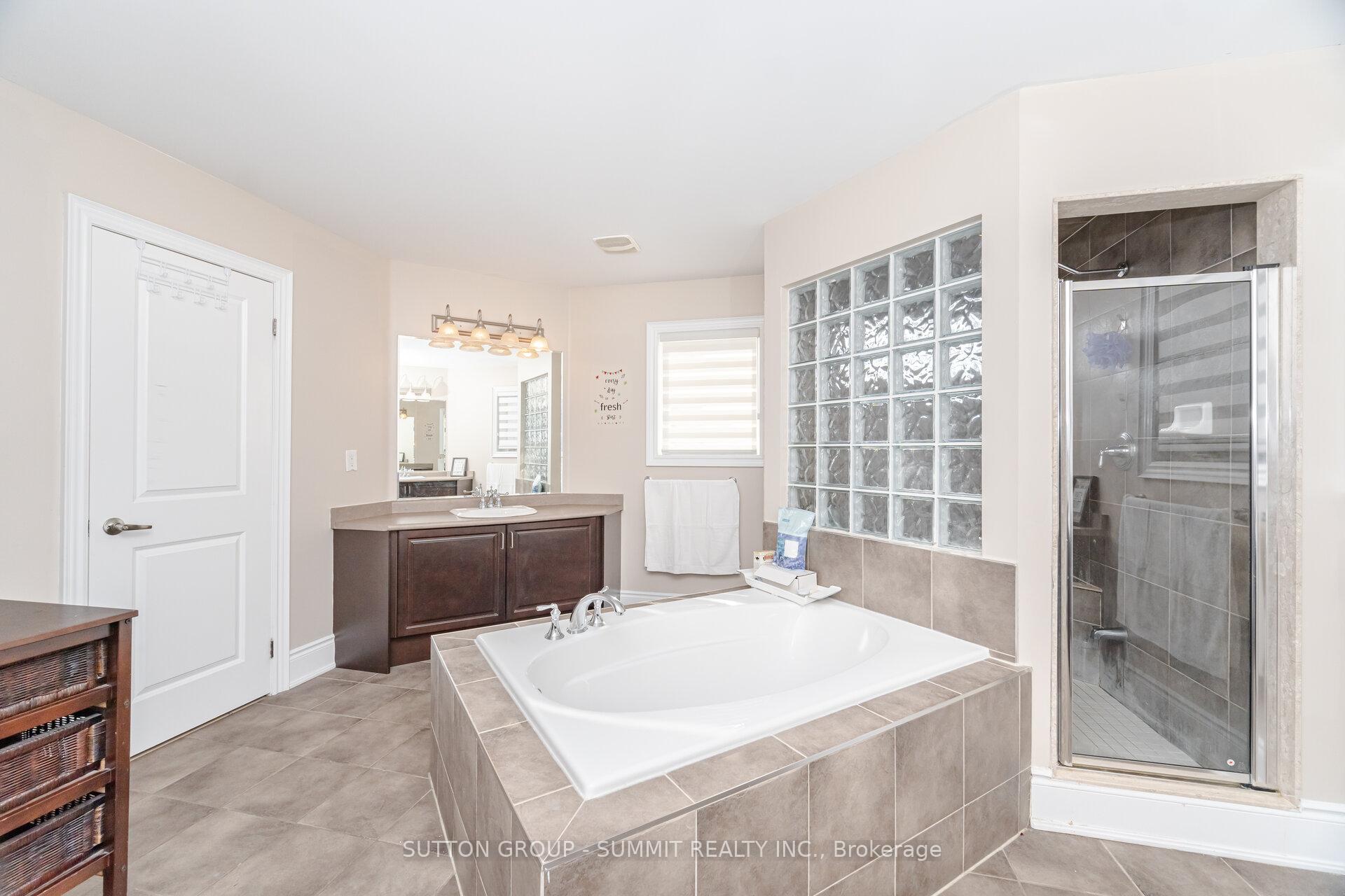 Photo 17 of 16 Adastra Place, Brampton, Bram East — HOMEH