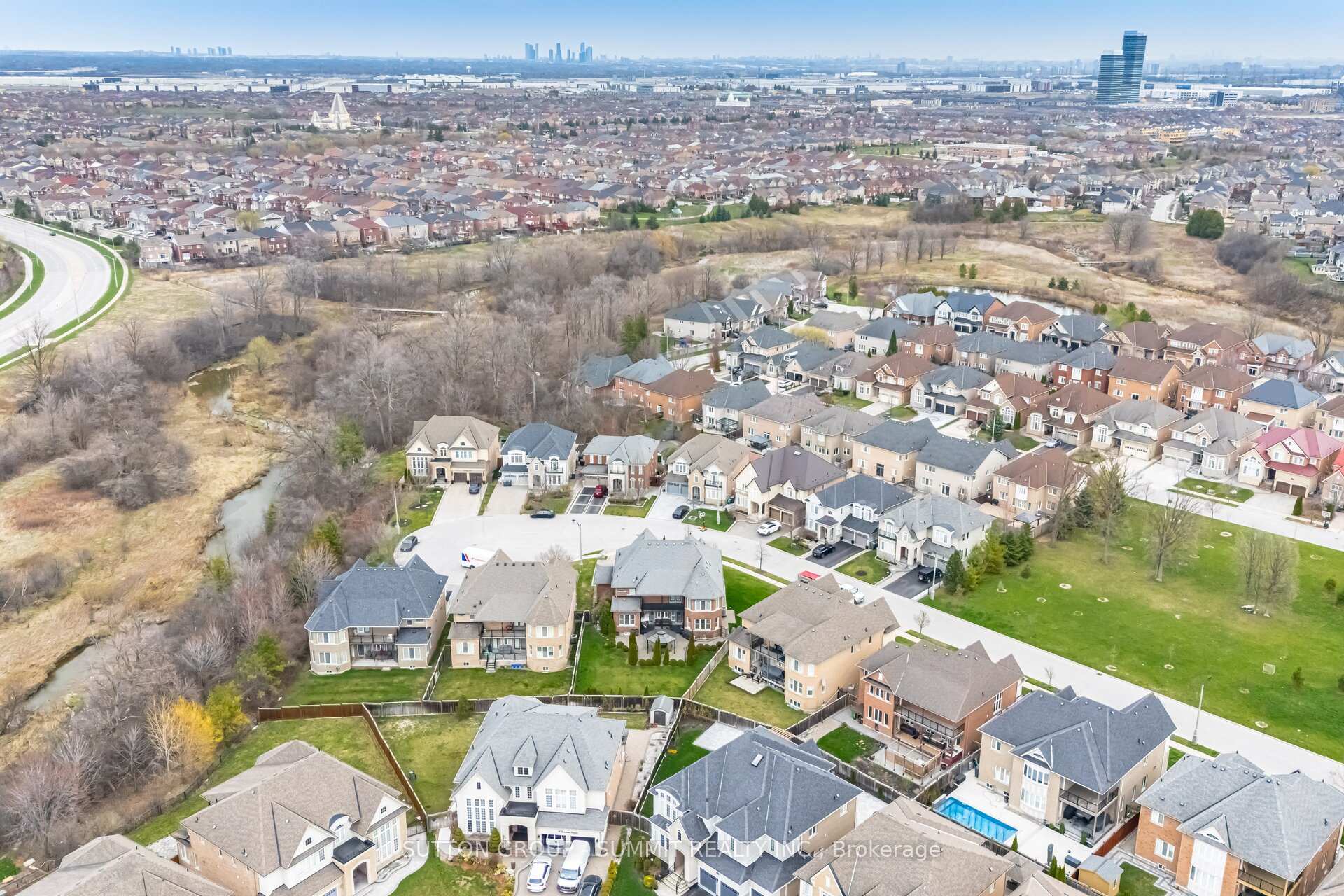 Photo 28 of 16 Adastra Place, Brampton, Bram East — HOMEH