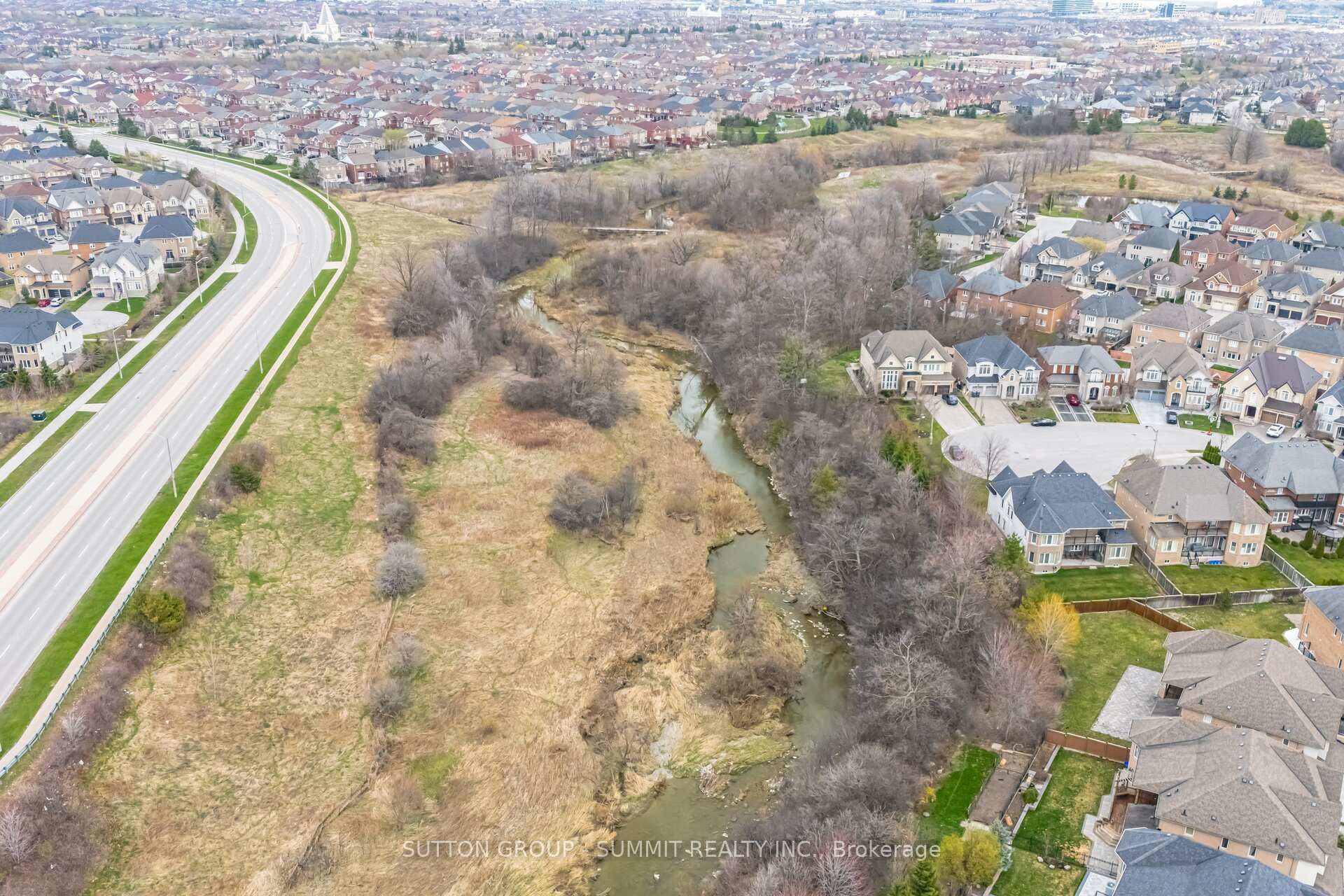 Photo 39 of 16 Adastra Place, Brampton, Bram East — HOMEH