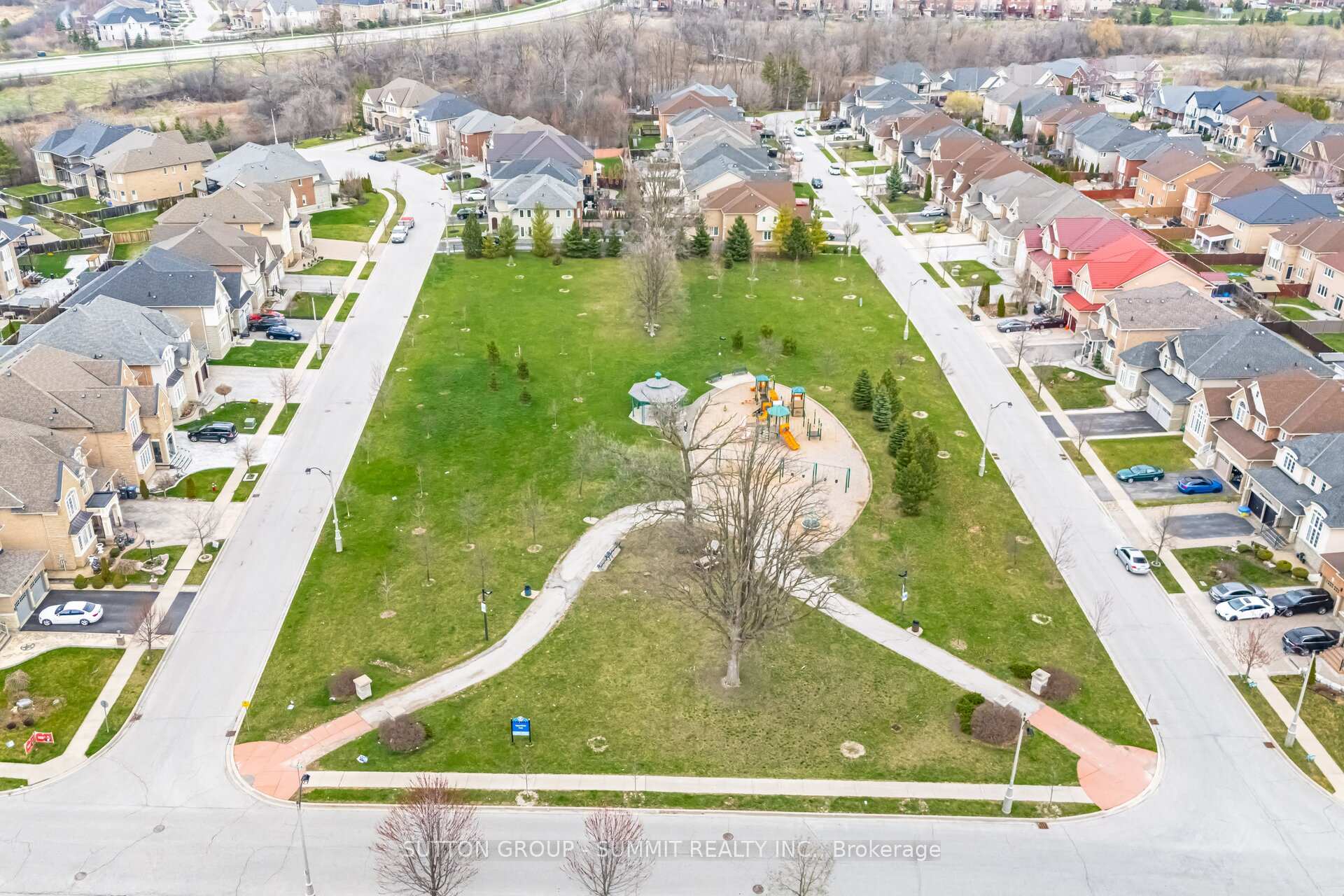 Photo 31 of 16 Adastra Place, Brampton, Bram East — HOMEH