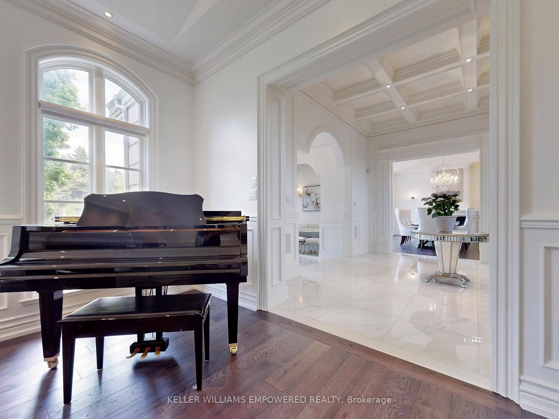 Photo 4 of 18 Mcroberts Place, Aurora, Aurora Estates — HOMEH