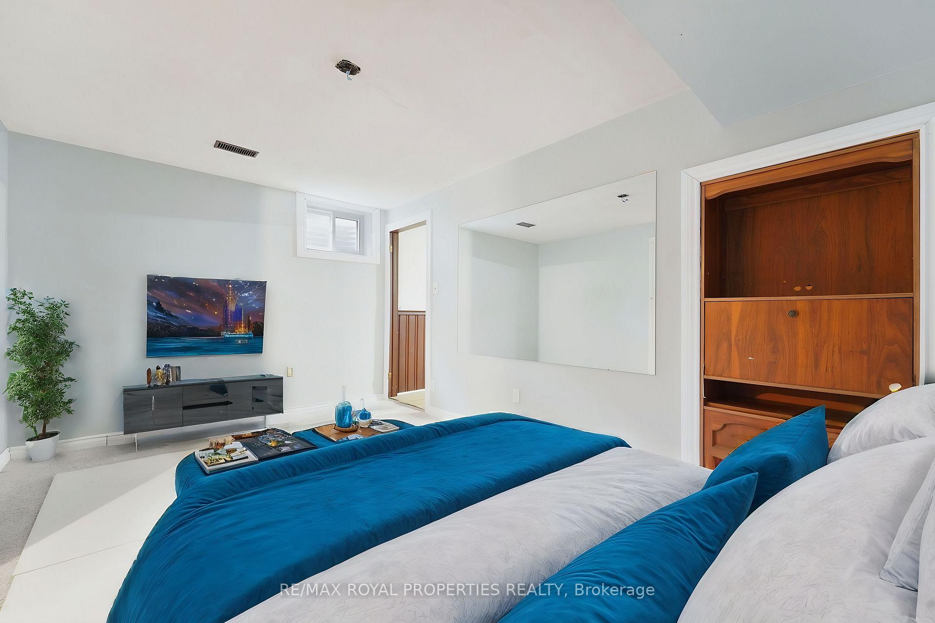 Photo 37 of 1 Halam Avenue, Hamilton, Burkholme — HOMEH