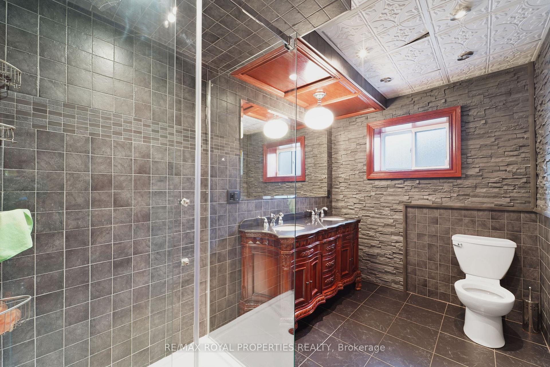 Photo 29 of 1 Halam Avenue, Hamilton, Burkholme — HOMEH