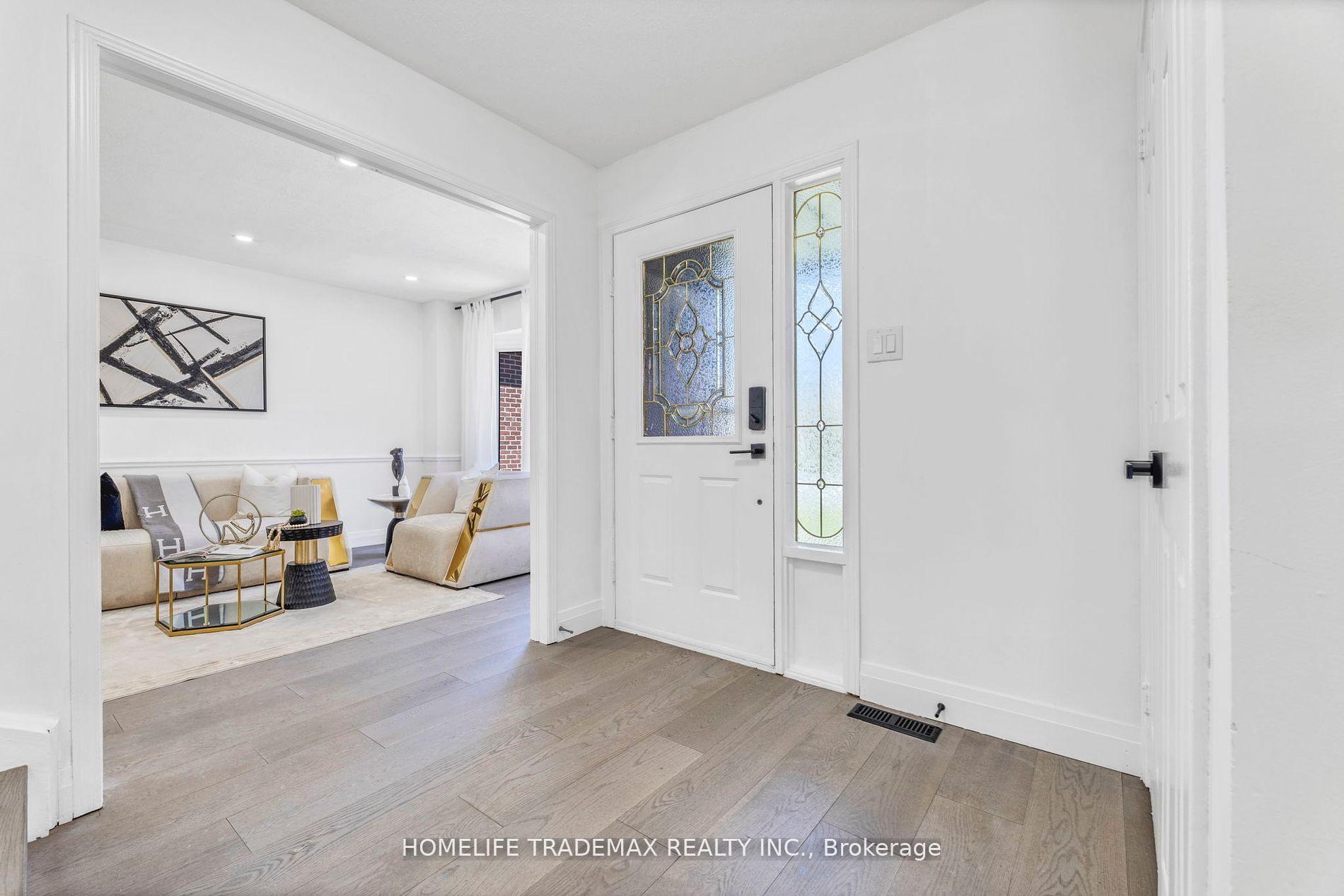 Photo 9 of 1184 Pebblestone Crescent, Pickering, Liverpool — HOMEH