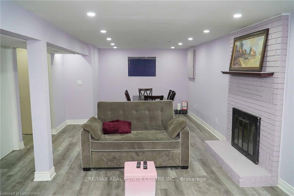Photo 26 of 11 Wheatfield Crescent, Kitchener — HOMEH