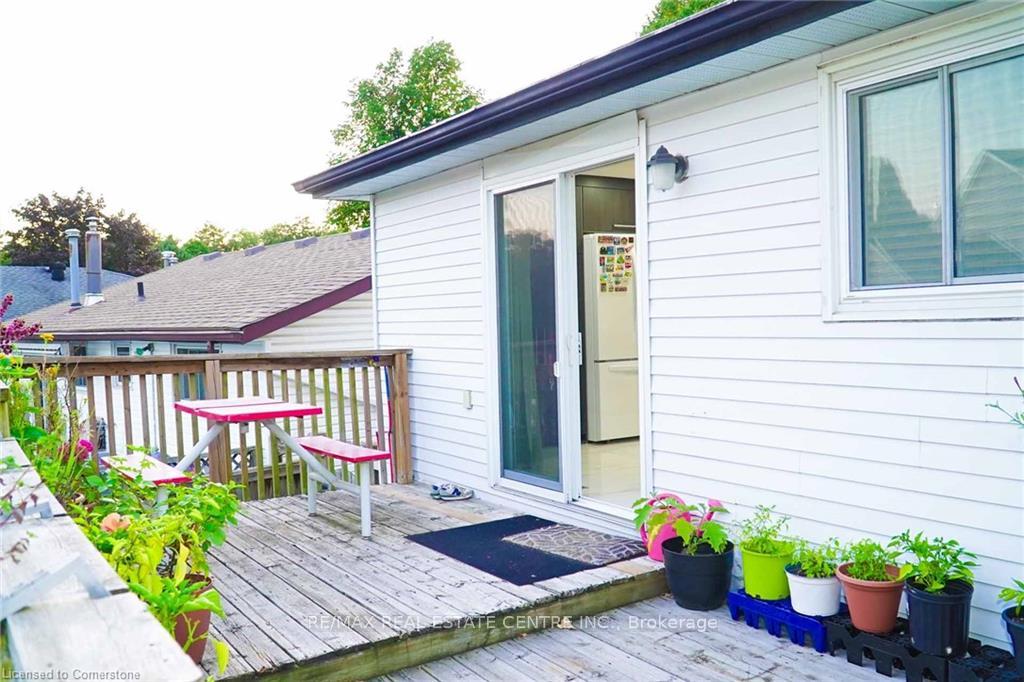 Photo 31 of 11 Wheatfield Crescent, Kitchener — HOMEH