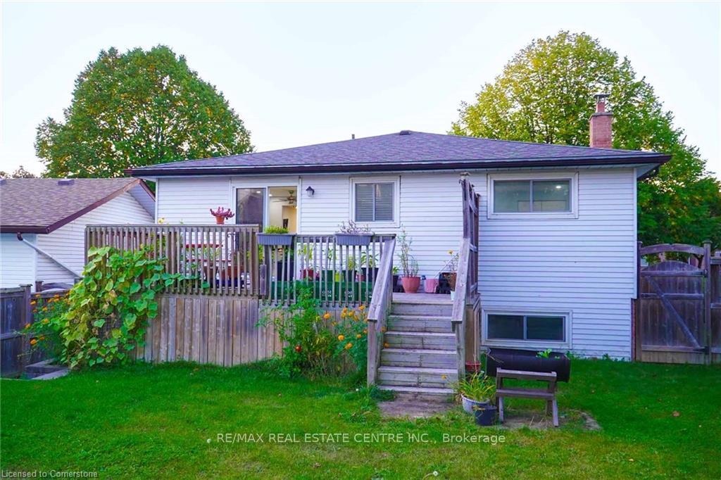 Photo 33 of 11 Wheatfield Crescent, Kitchener — HOMEH