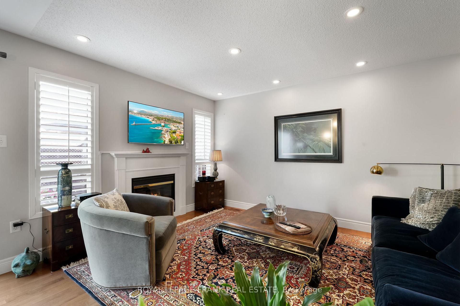 Photo 12 of 9 Holloway Drive, Ajax, South East — HOMEH