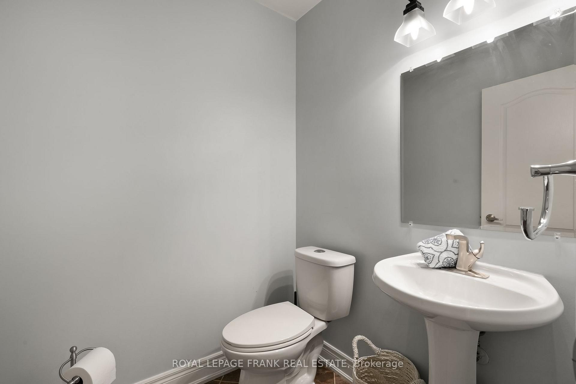 Photo 13 of 9 Holloway Drive, Ajax, South East — HOMEH