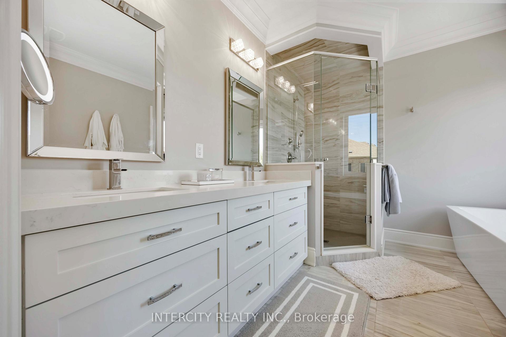 Photo 13 of 40 Garyscholl Road, Vaughan, Vellore Village — HOMEH