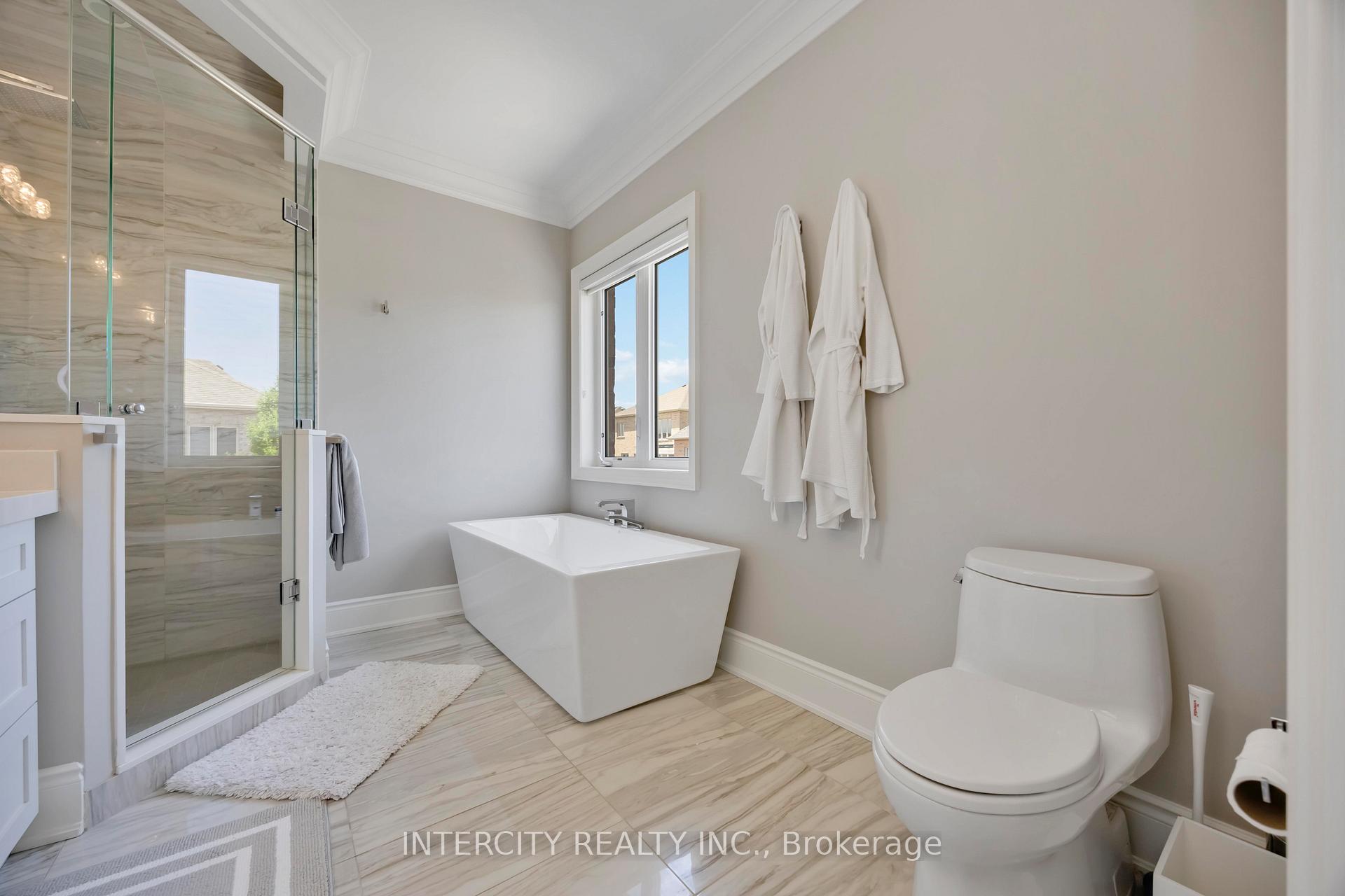 Photo 24 of 40 Garyscholl Road, Vaughan, Vellore Village — HOMEH