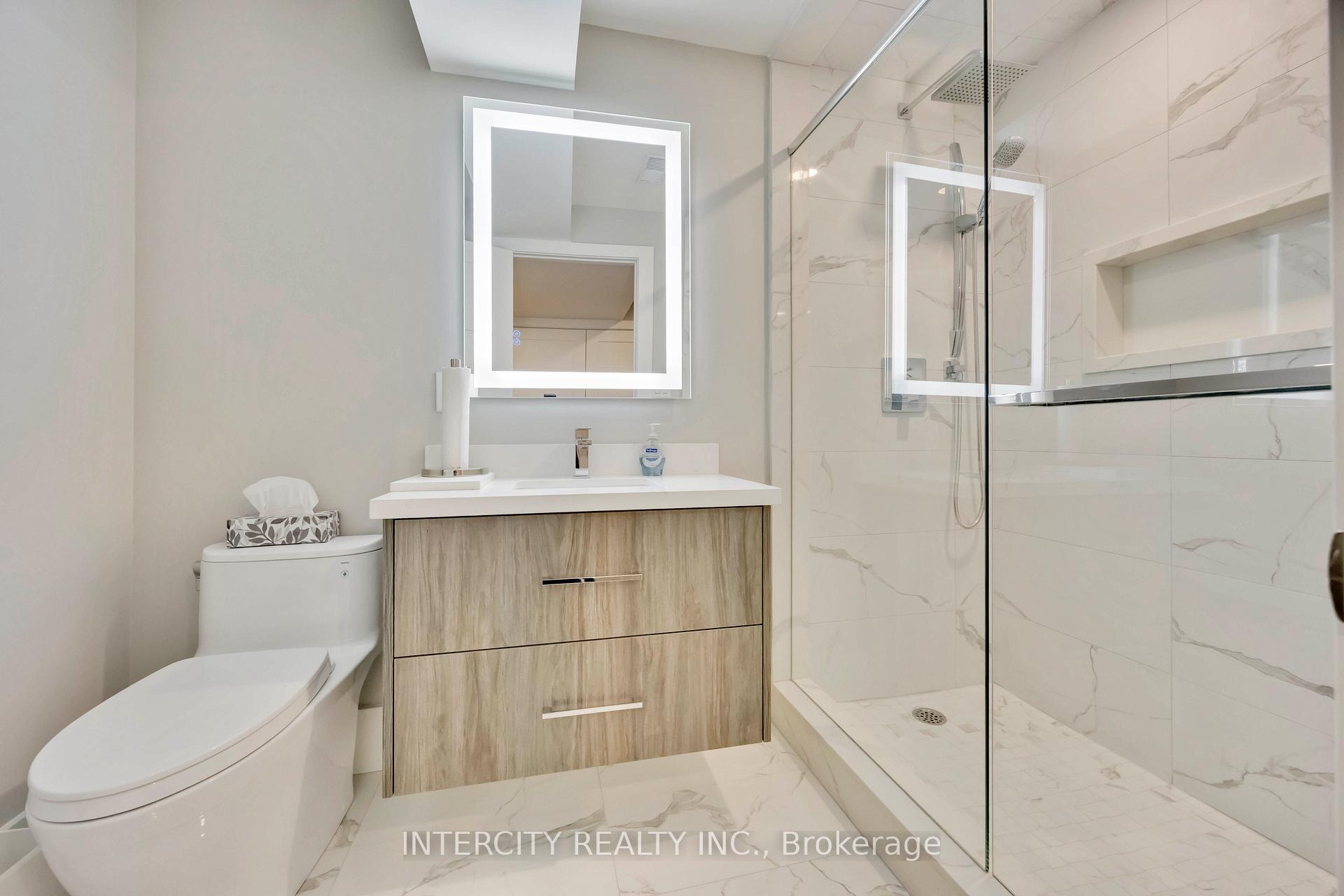 Photo 31 of 40 Garyscholl Road, Vaughan, Vellore Village — HOMEH
