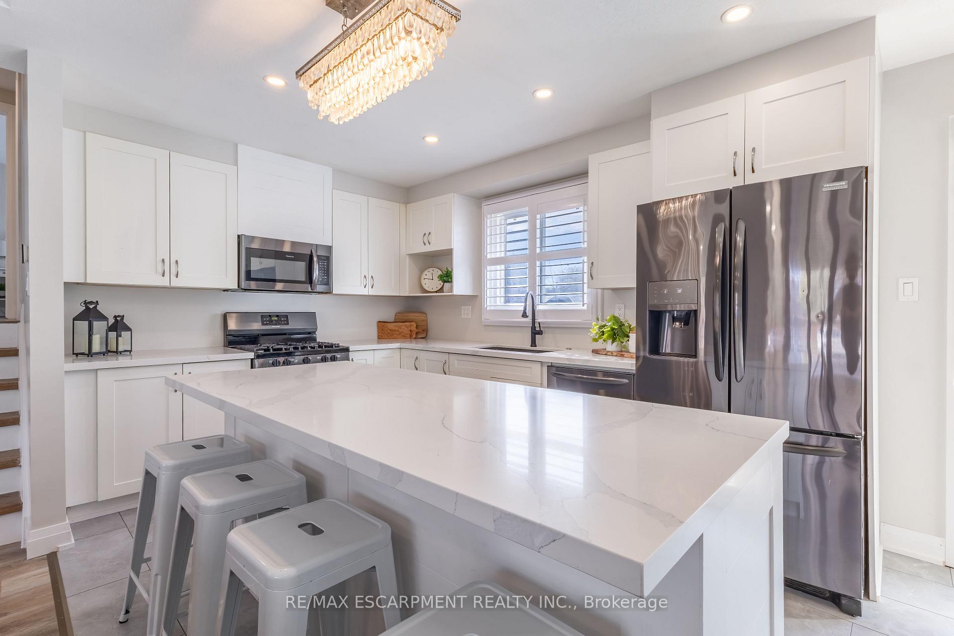 Photo 37 of 89 Dundee Drive, Haldimand — HOMEH
