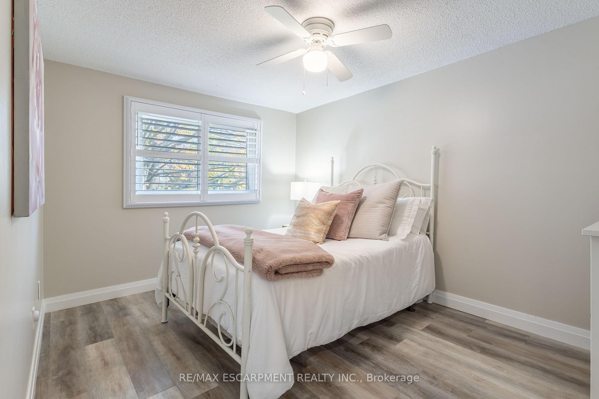 Photo 19 of 89 Dundee Drive, Haldimand — HOMEH