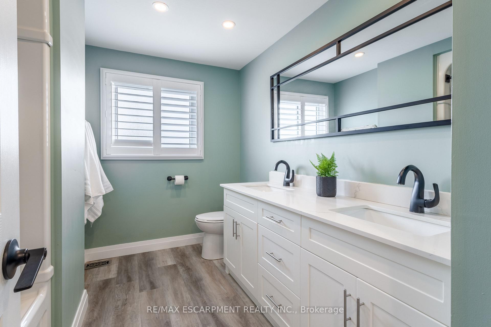 Photo 22 of 89 Dundee Drive, Haldimand — HOMEH