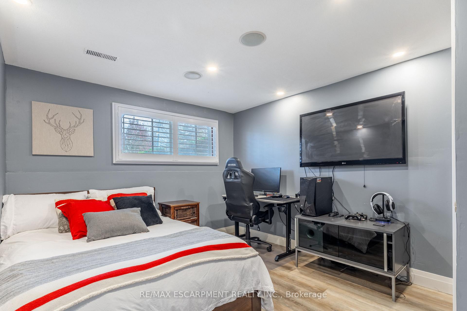 Photo 14 of 89 Dundee Drive, Haldimand — HOMEH