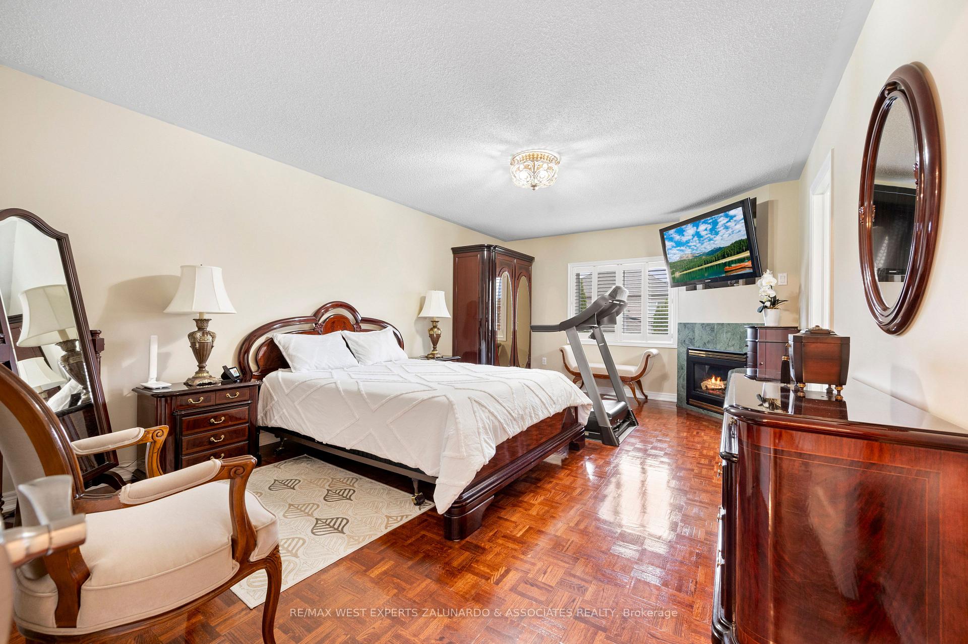 Photo 6 of 59 Forest Fountain Drive, Vaughan, Sonoma Heights — HOMEH
