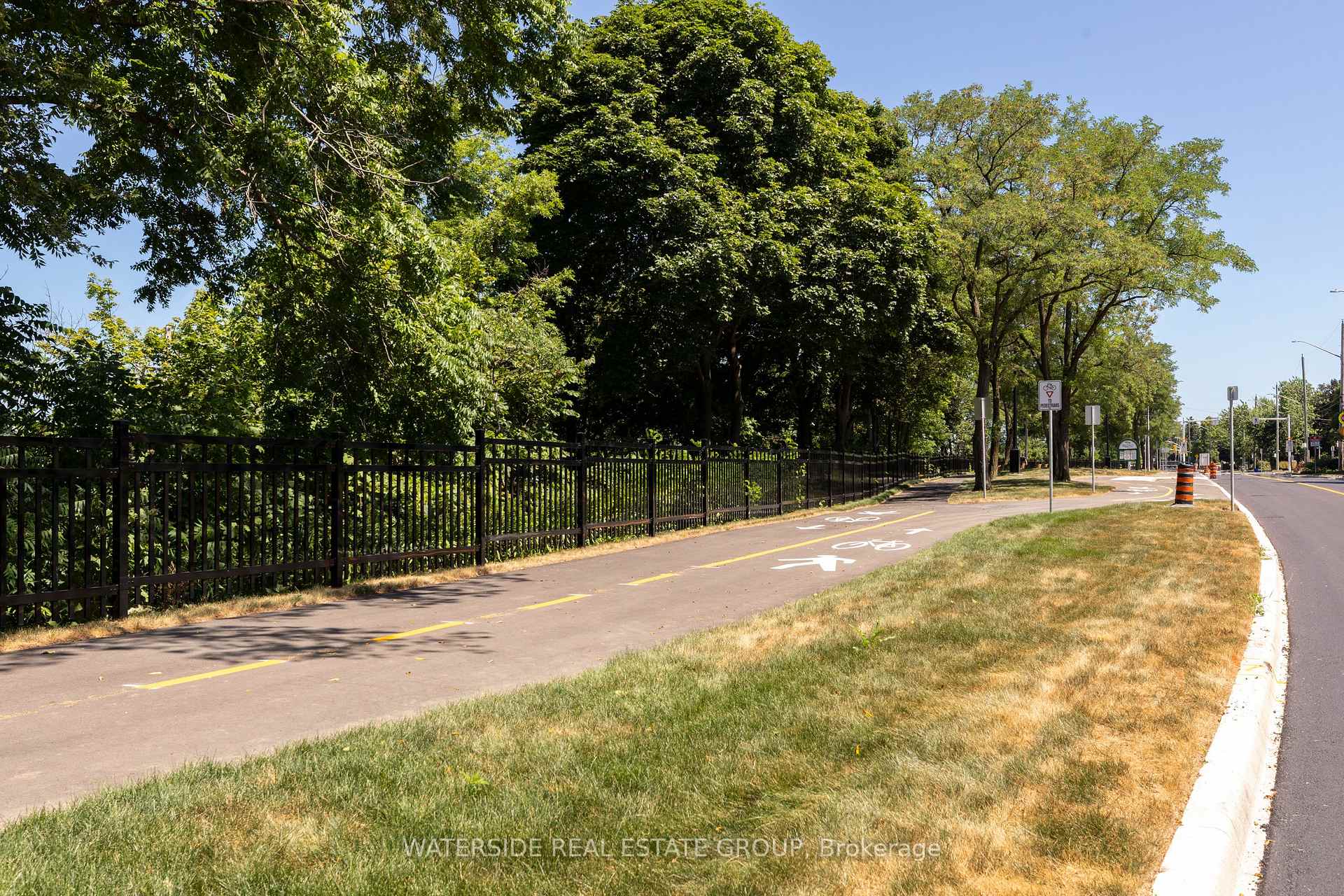 Photo 6 of 20 Mountain Brow Boulevard, Hamilton, Sunninghill — HOMEH