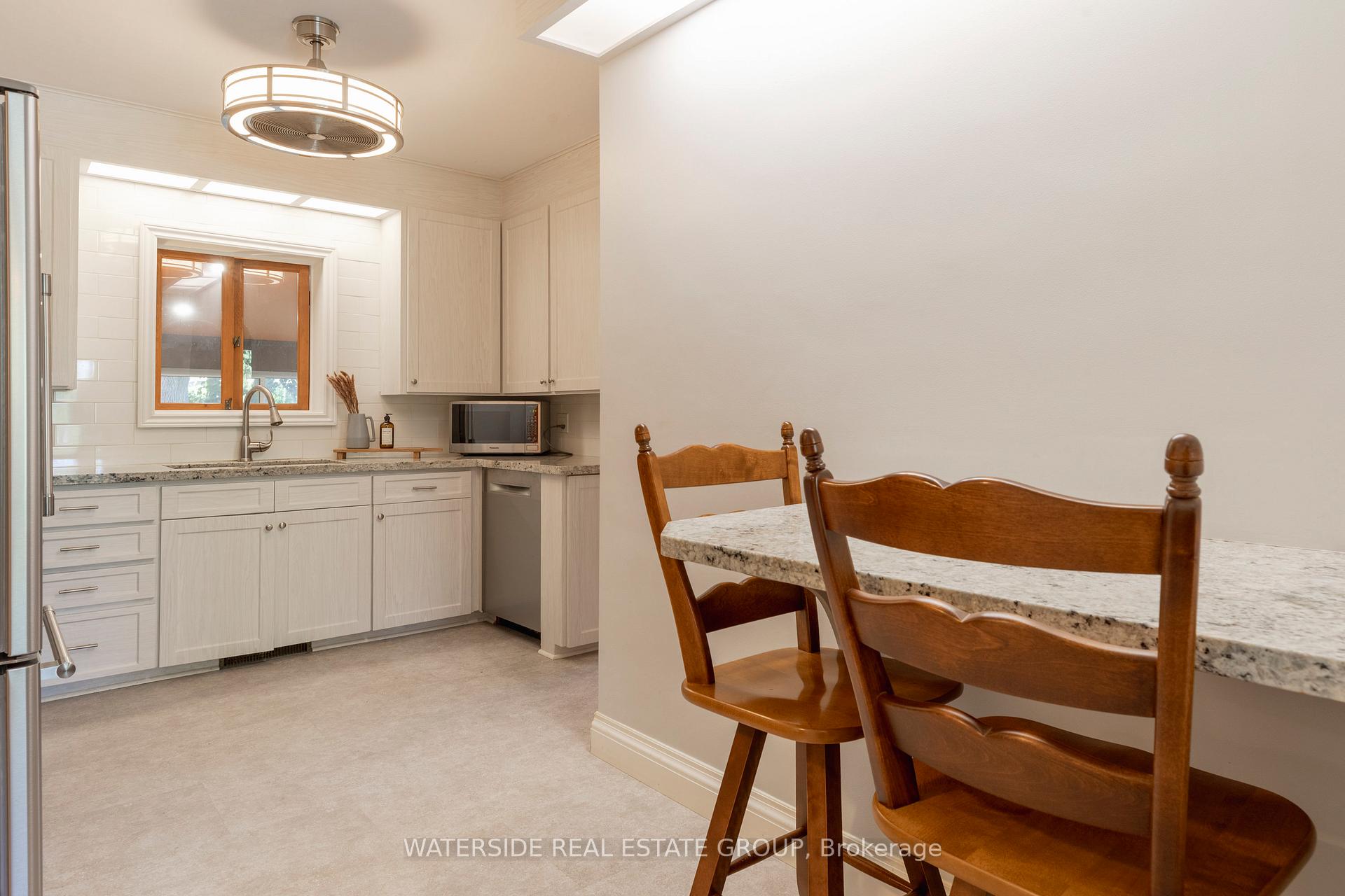 Photo 29 of 20 Mountain Brow Boulevard, Hamilton, Sunninghill — HOMEH