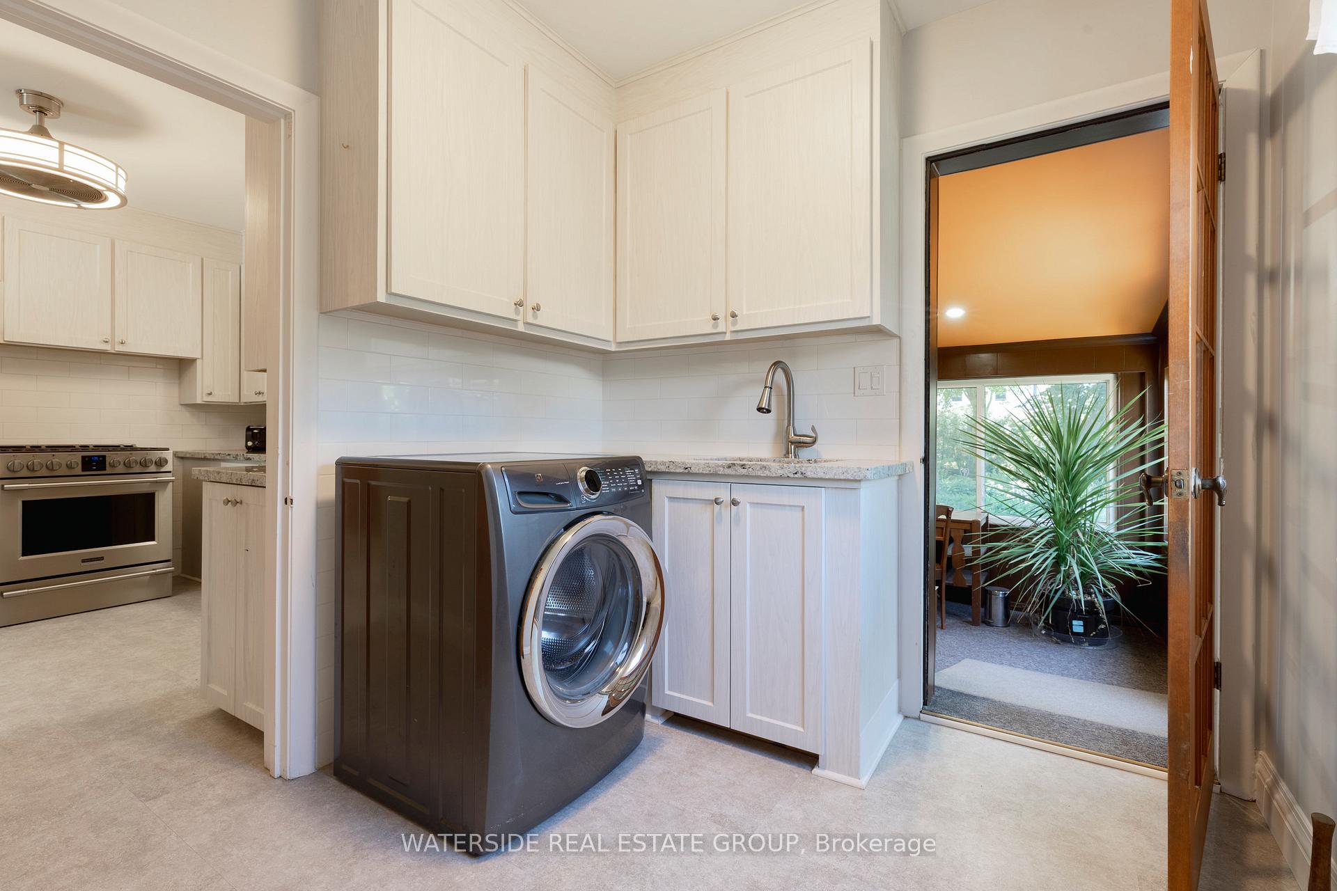 Photo 10 of 20 Mountain Brow Boulevard, Hamilton, Sunninghill — HOMEH