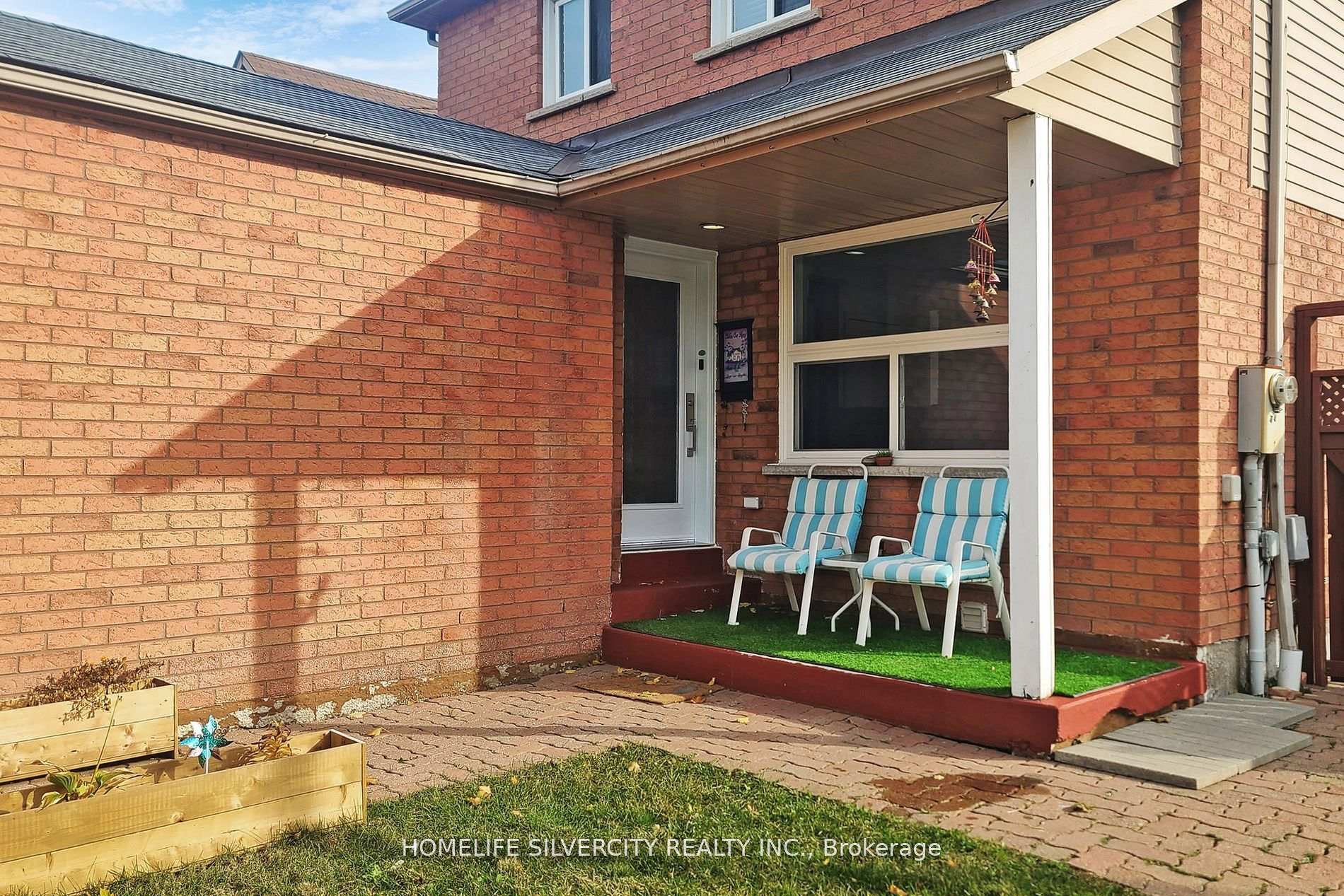 Photo 6 of 24 Norwood Place, Brampton, Westgate — HOMEH