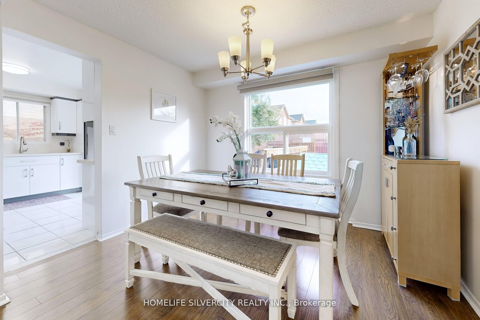 Photo 8 of 24 Norwood Place, Brampton, Westgate — HOMEH
