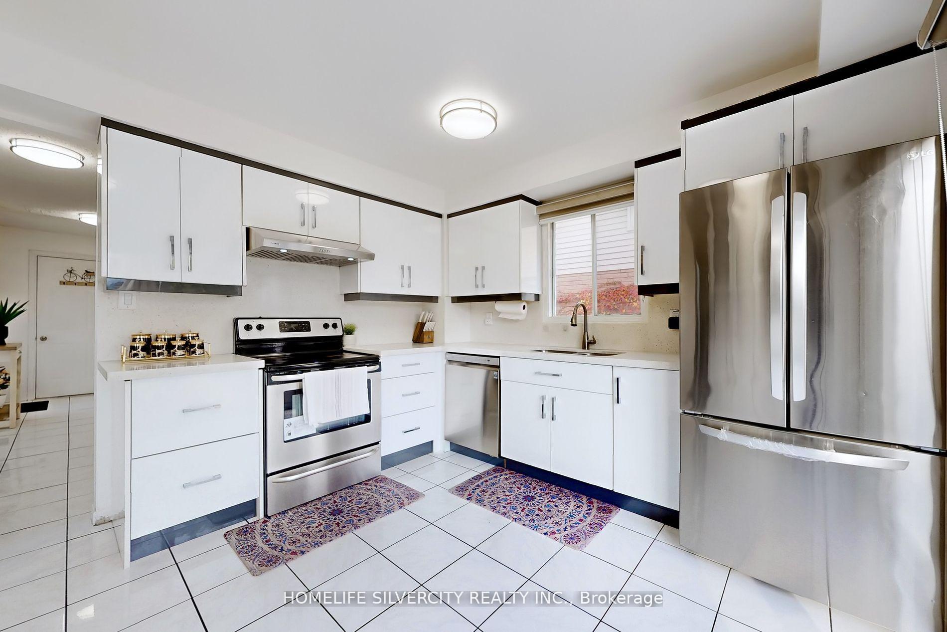 Photo 7 of 24 Norwood Place, Brampton, Westgate — HOMEH