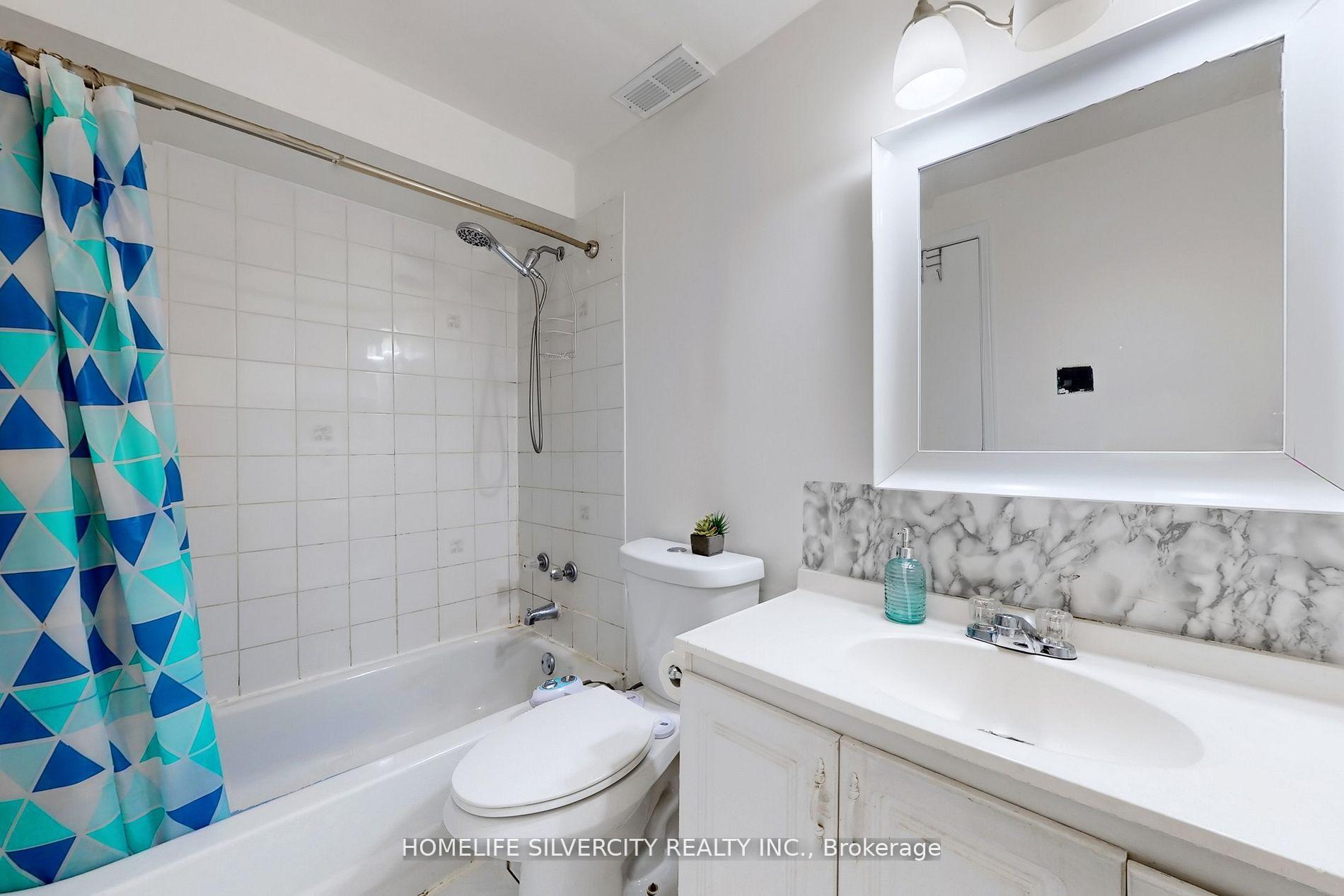 Photo 26 of 24 Norwood Place, Brampton, Westgate — HOMEH