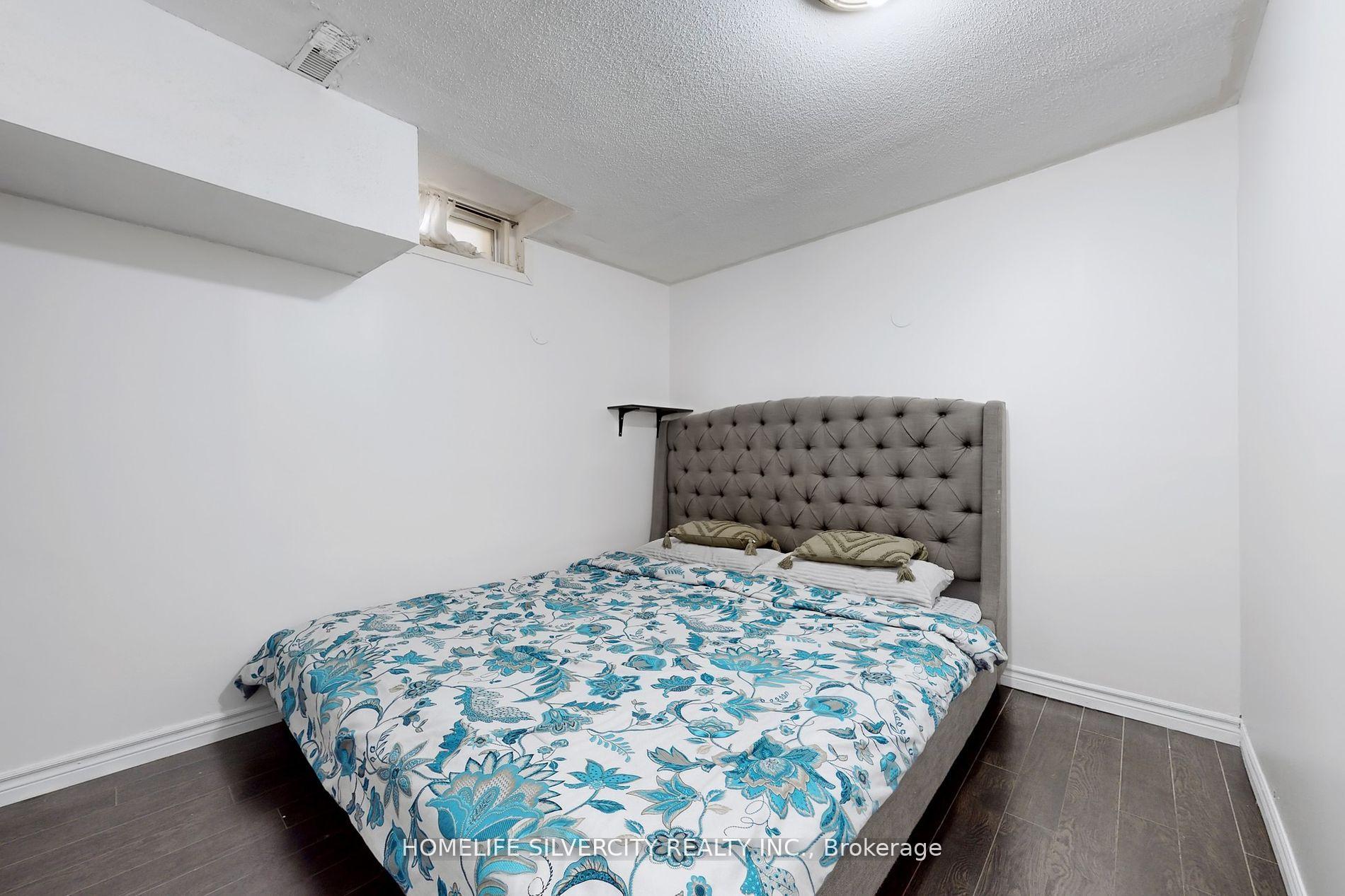 Photo 34 of 24 Norwood Place, Brampton, Westgate — HOMEH