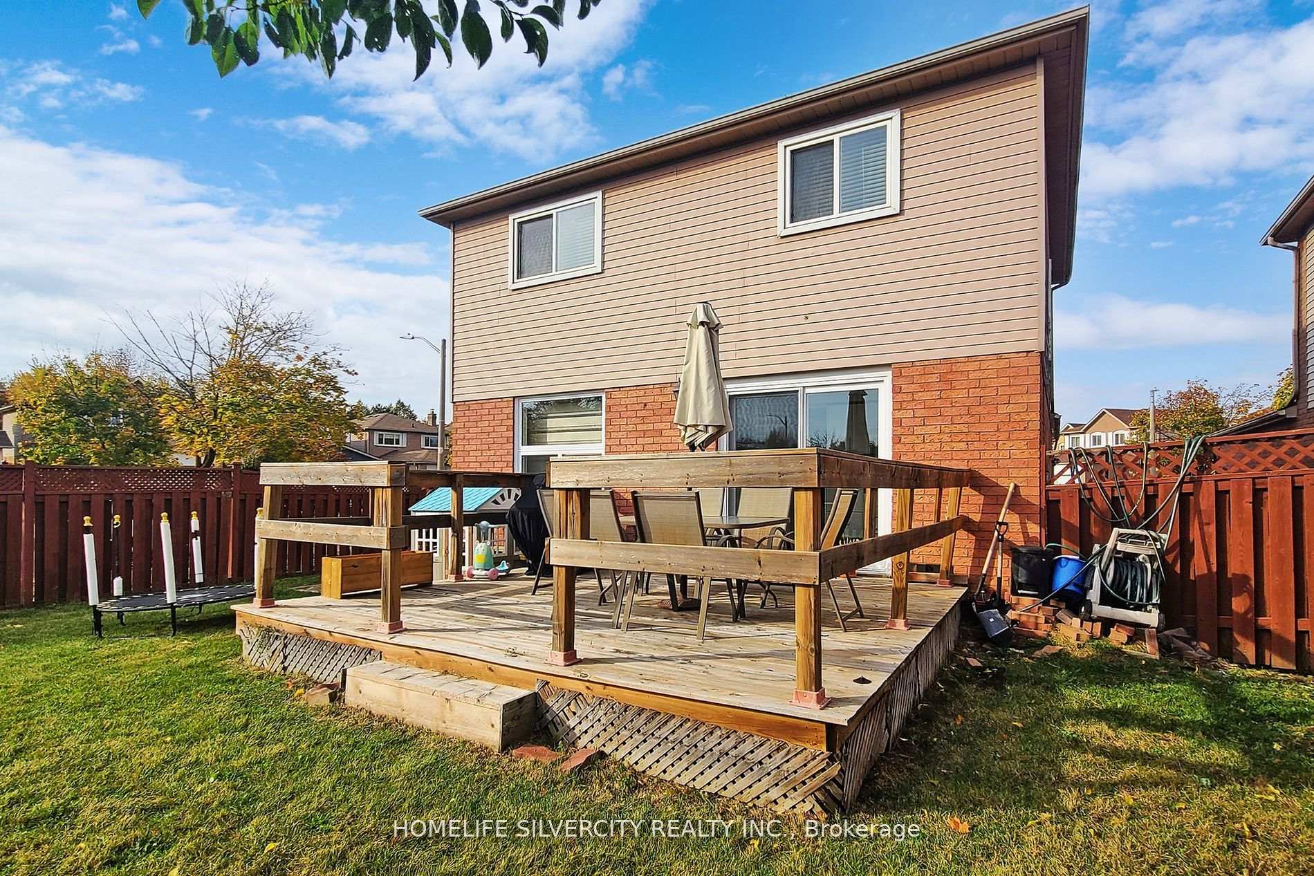 Photo 38 of 24 Norwood Place, Brampton, Westgate — HOMEH