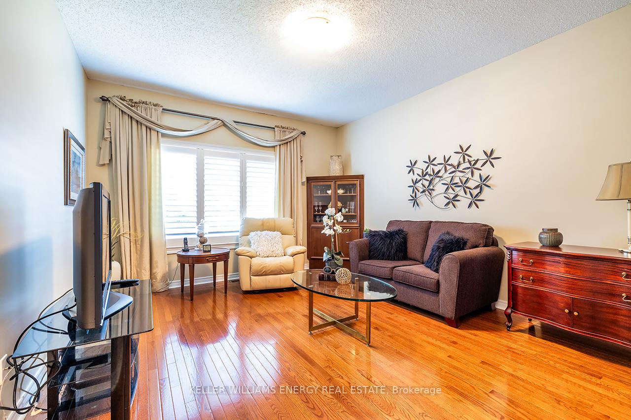 Photo 24 of 16 Kissingbridge Lane, Clarington, Newcastle — HOMEH