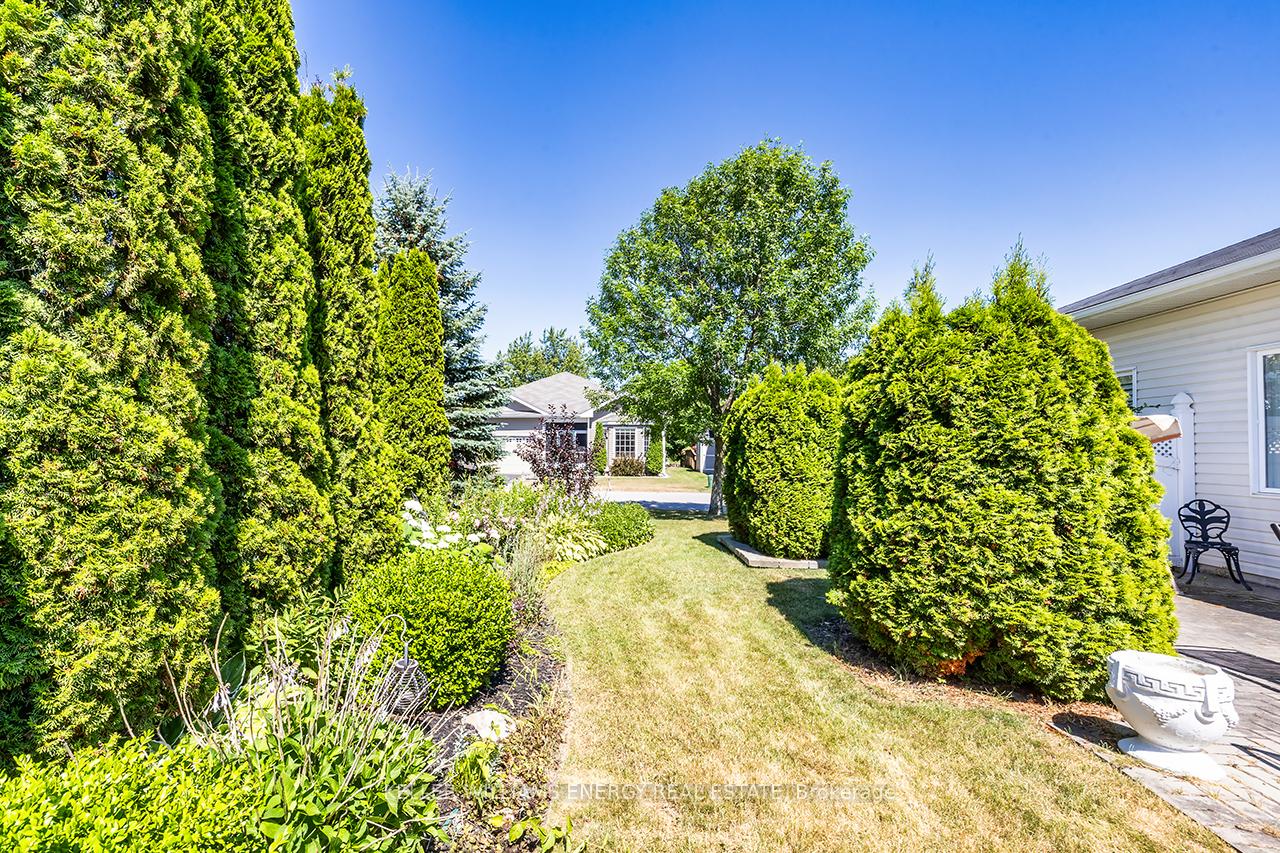 Photo 43 of 16 Kissingbridge Lane, Clarington, Newcastle — HOMEH