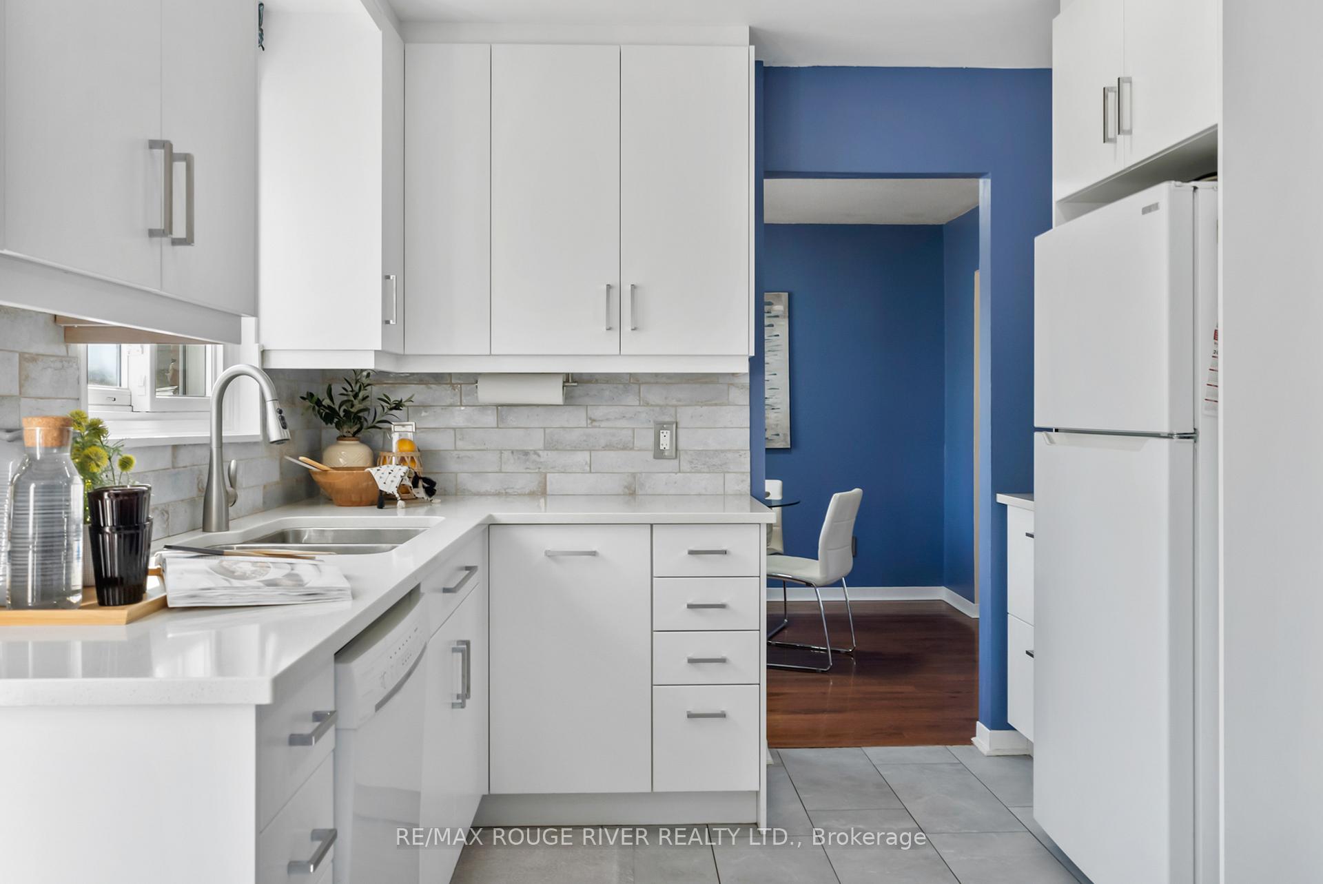 Photo 18 of 19 Vanstone Court, Clarington, Bowmanville — HOMEH