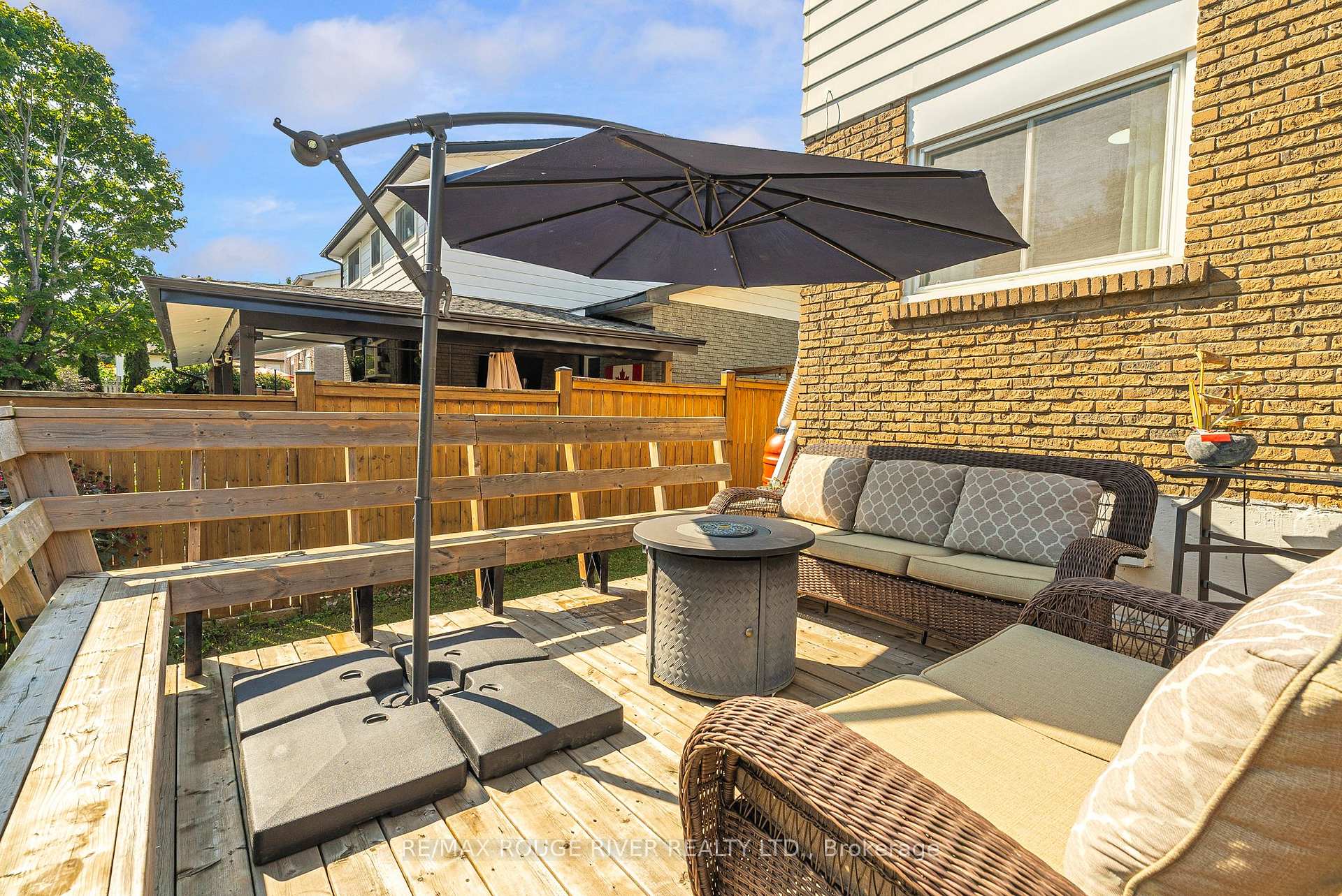 Photo 25 of 19 Vanstone Court, Clarington, Bowmanville — HOMEH