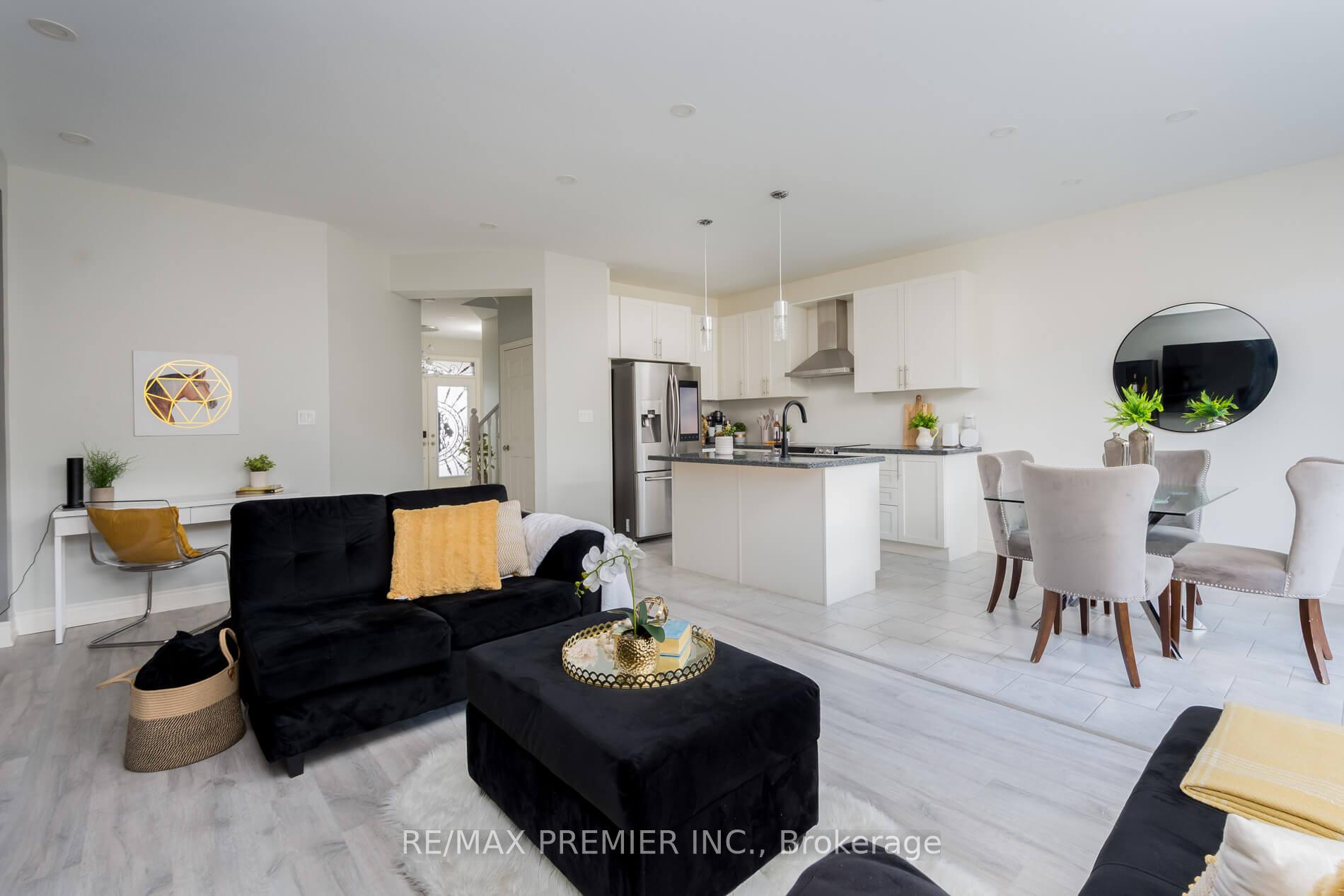 Photo 3 of 30 Prady Lane, New Tecumseth, Tottenham — HOMEH